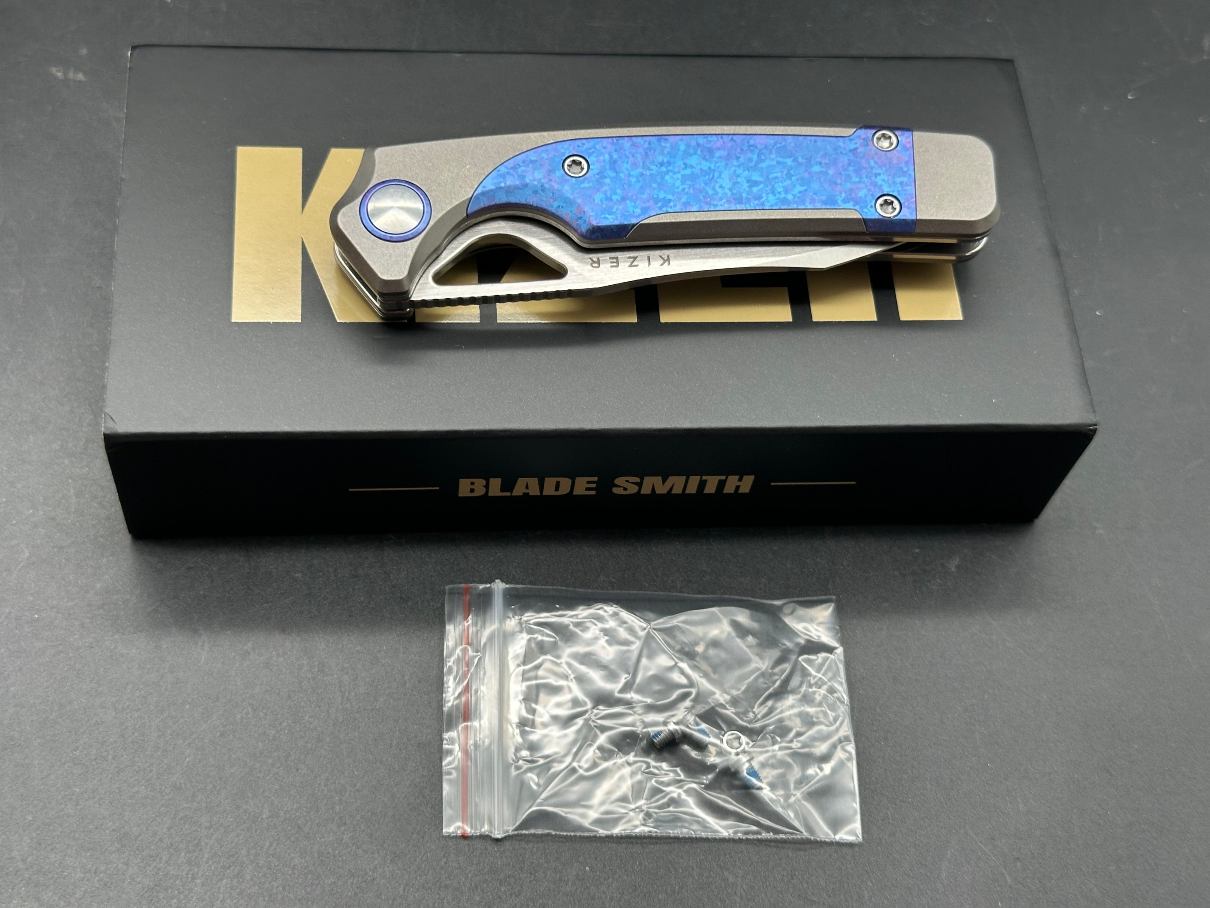 KIZER ARA PURPLE SNOWFLAKE TITANIUM HANDLE S45VN BLADE