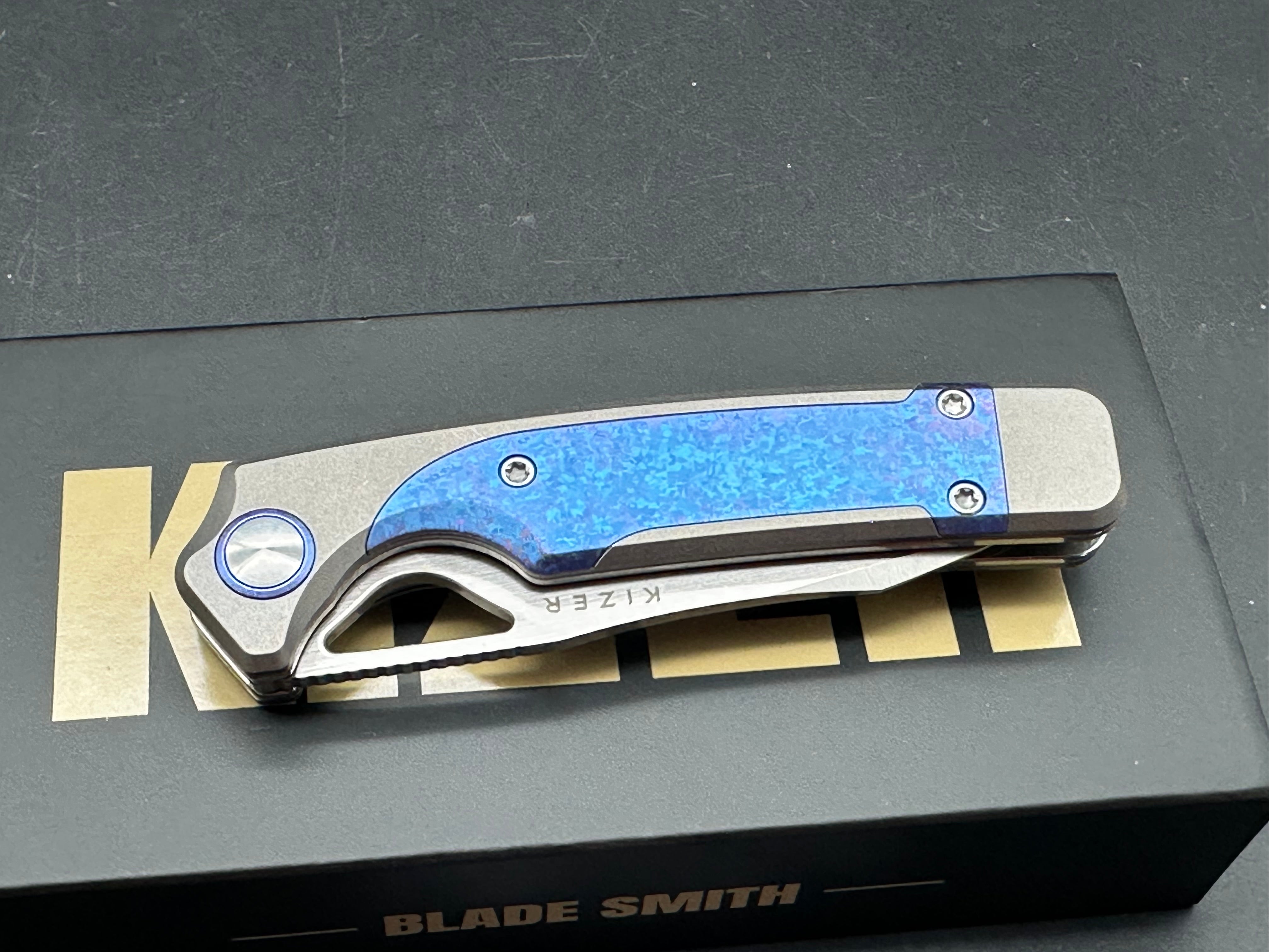 KIZER ARA PURPLE SNOWFLAKE TITANIUM HANDLE S45VN BLADE