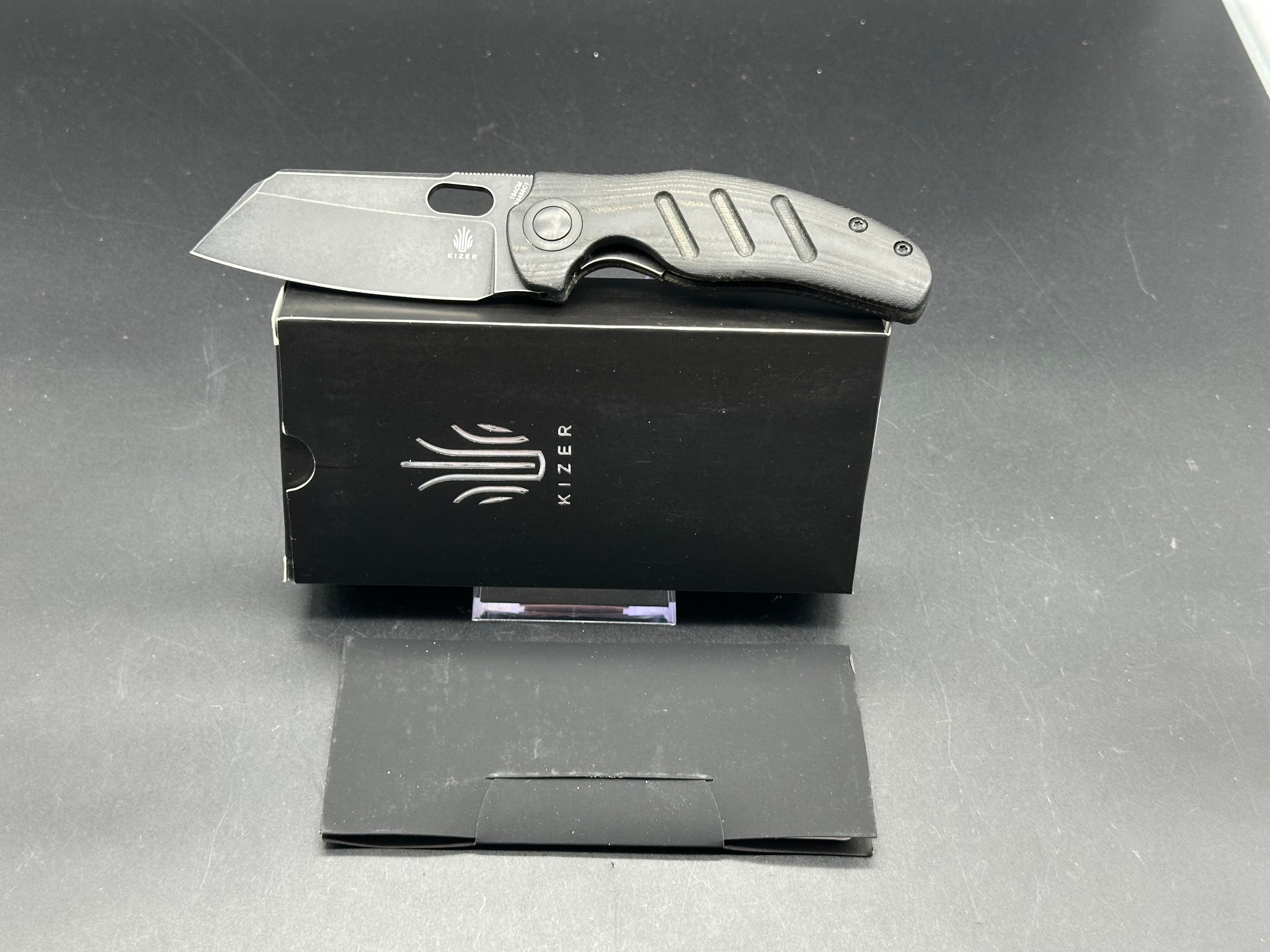 Kizer Vanguard C01C Sheepdog Thumb Hole Knife Black Micarta (3.25" Black SW)