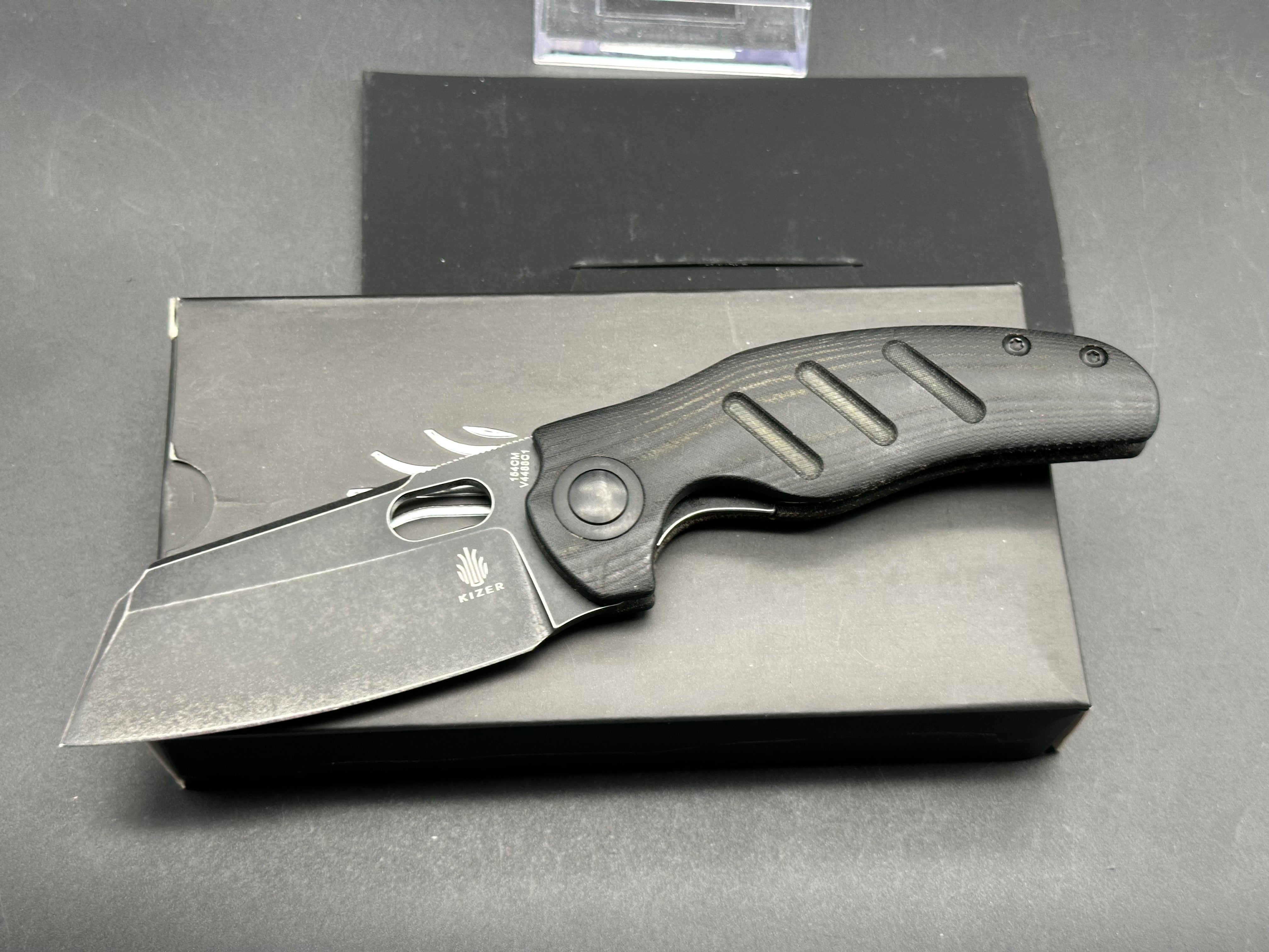 Kizer Vanguard C01C Sheepdog Thumb Hole Knife Black Micarta (3.25" Black SW)