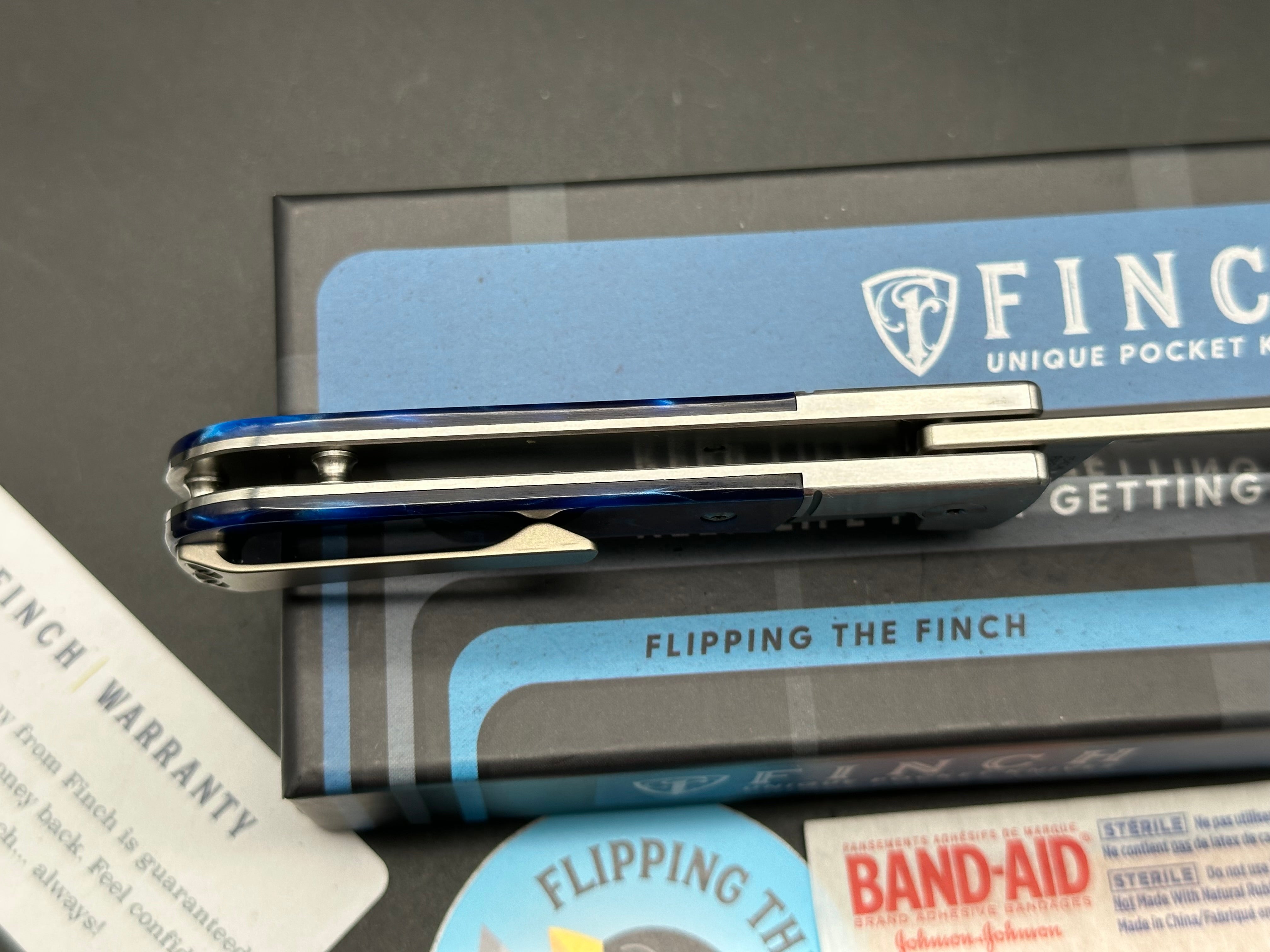 FINCH KNIFE CO PIPELINE FOLDING KNIFE DEEP OCEAN 154CM SATIN BLADE