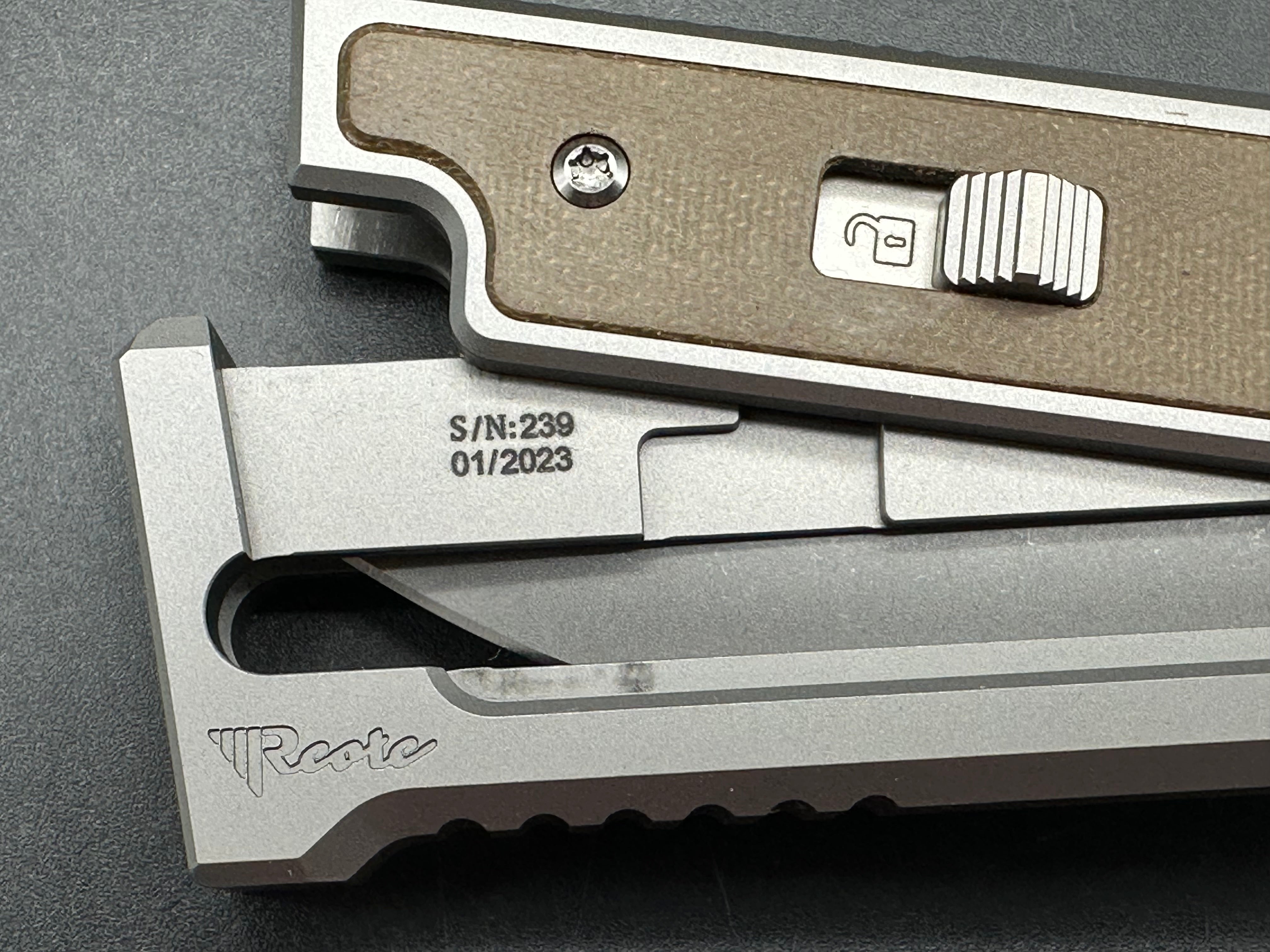 Reate Exo-m titanium/green micarta CPM 3V blade