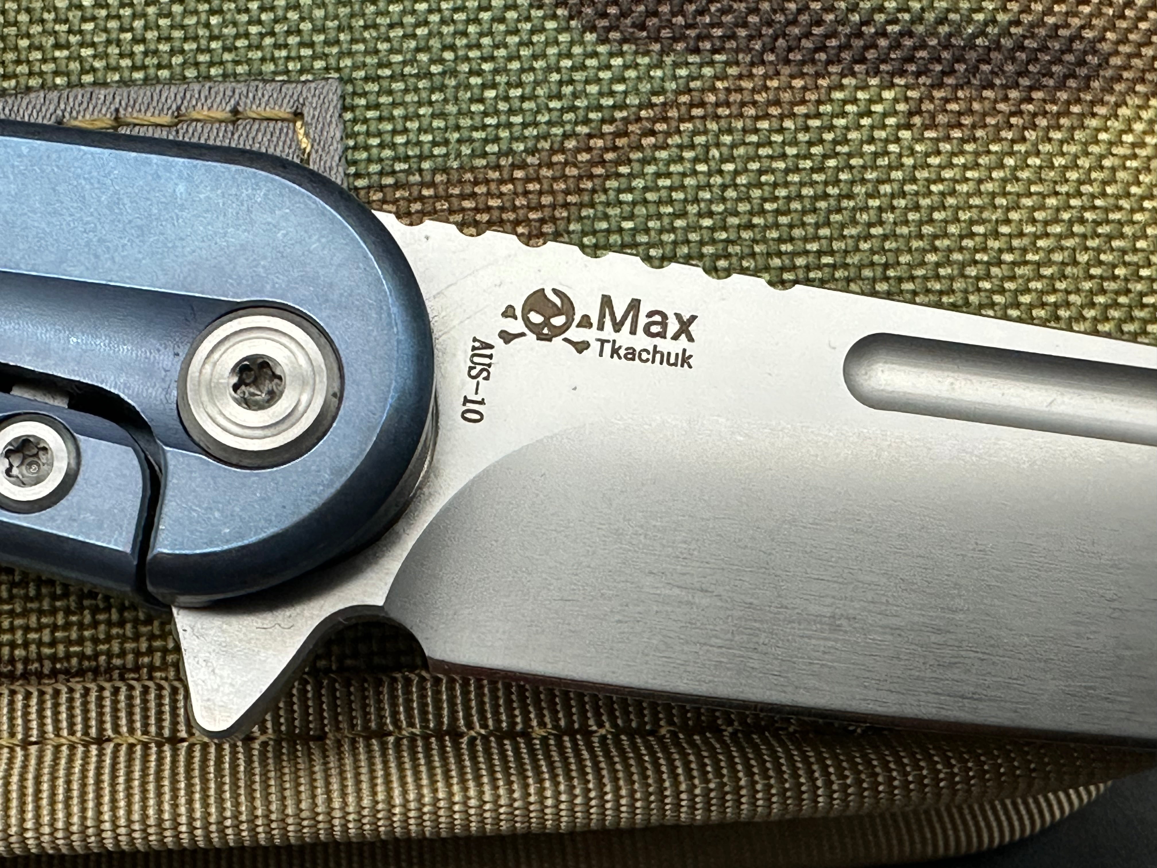 Kubey Dandy blue titanium handle w/AUS10 blade
