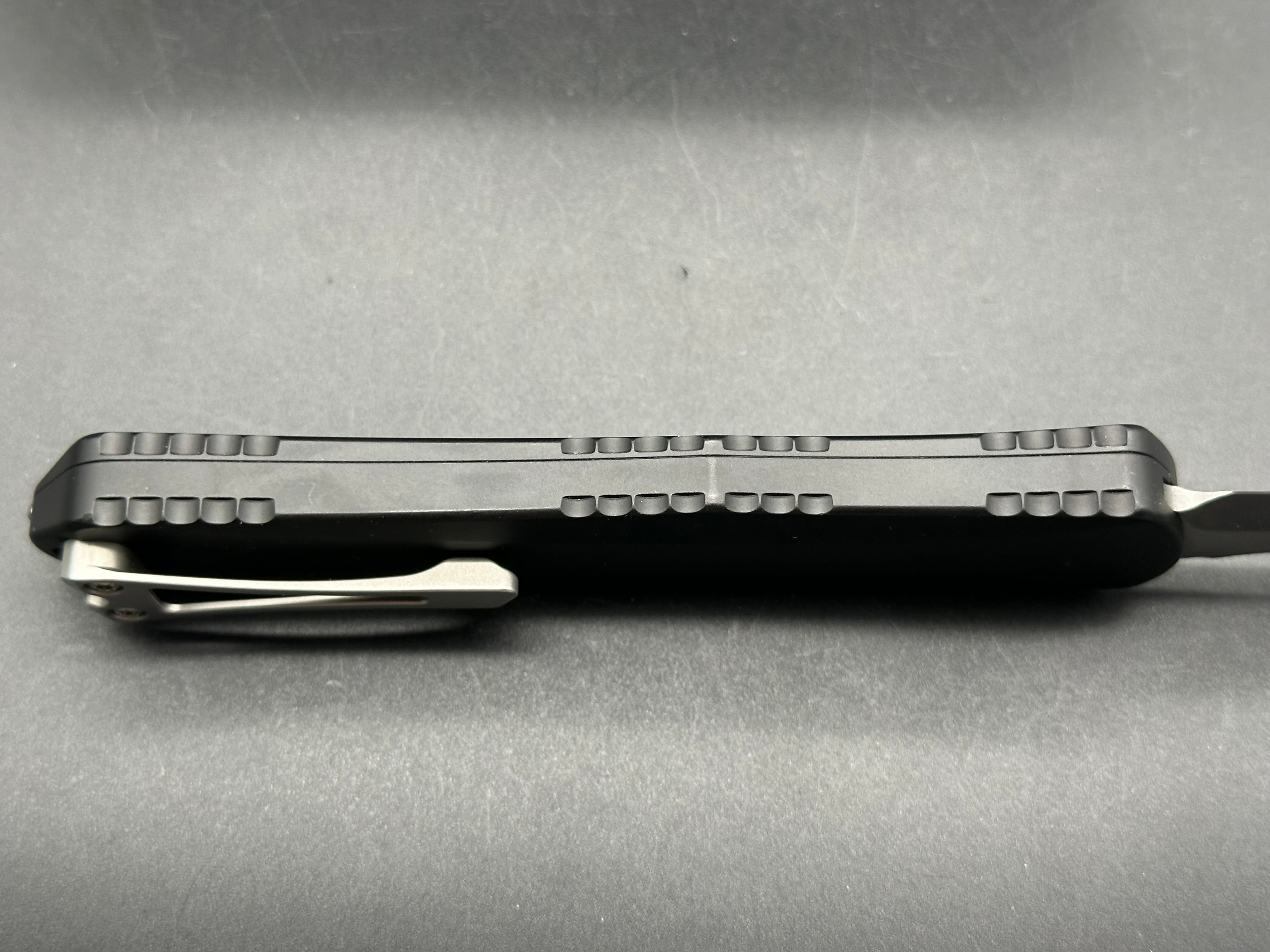 Heretic Knives Manticore X Tanto OTF Black (3.75" Stonewash) MagnaCut