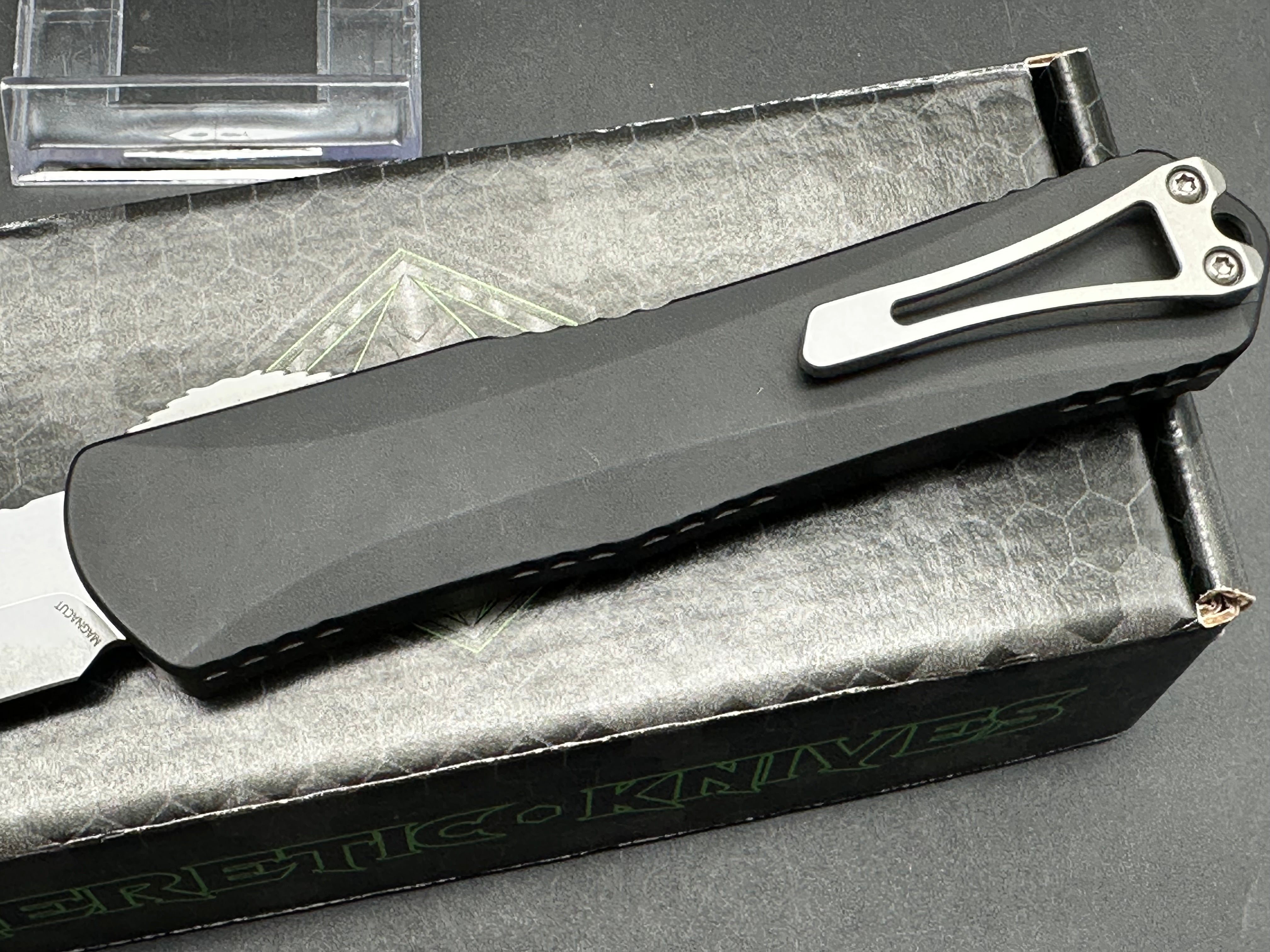 Heretic Knives Manticore X Tanto OTF Black (3.75" Stonewash) MagnaCut
