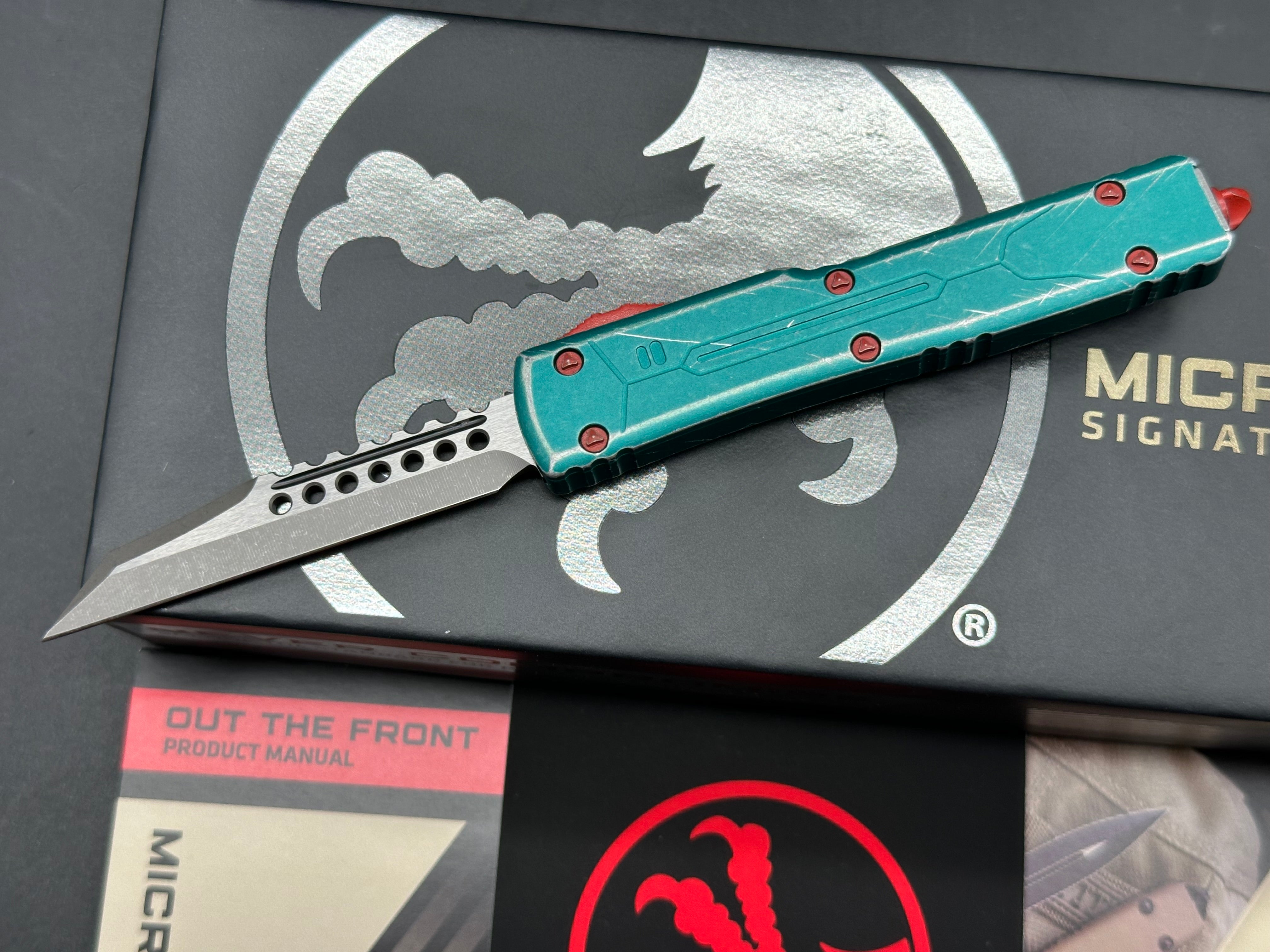 Microtech UTX-70 Warhound OTF Knife Green Bounty Hunter (2.4" Apocalyptic)