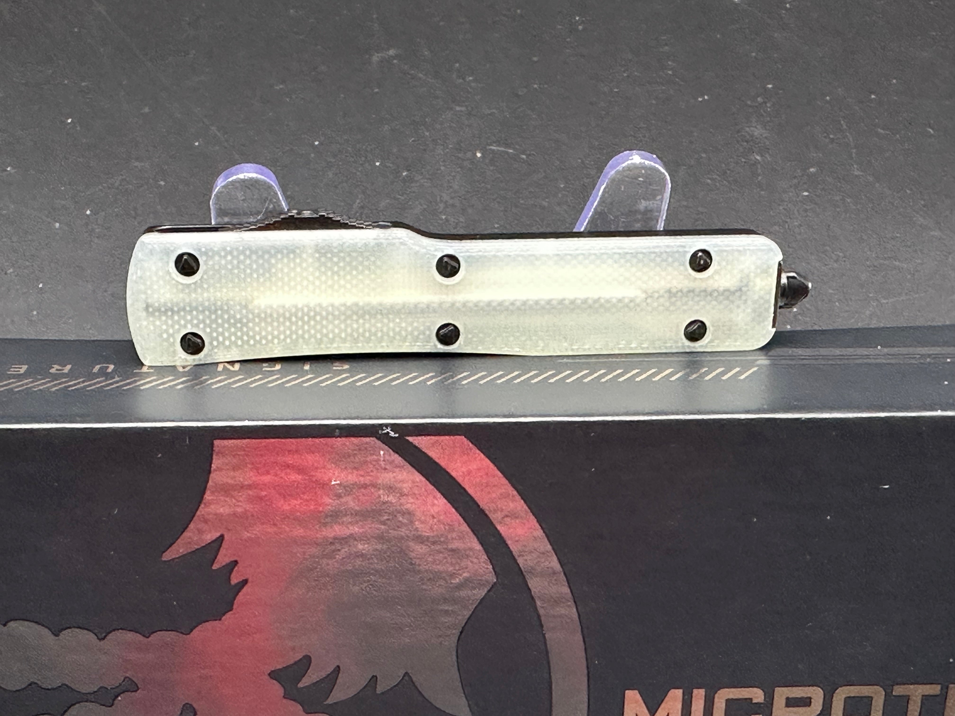 Microtech Signature Series UTX-70 S/E OTF Auto Knife Jade G-10 (2.4" Black)