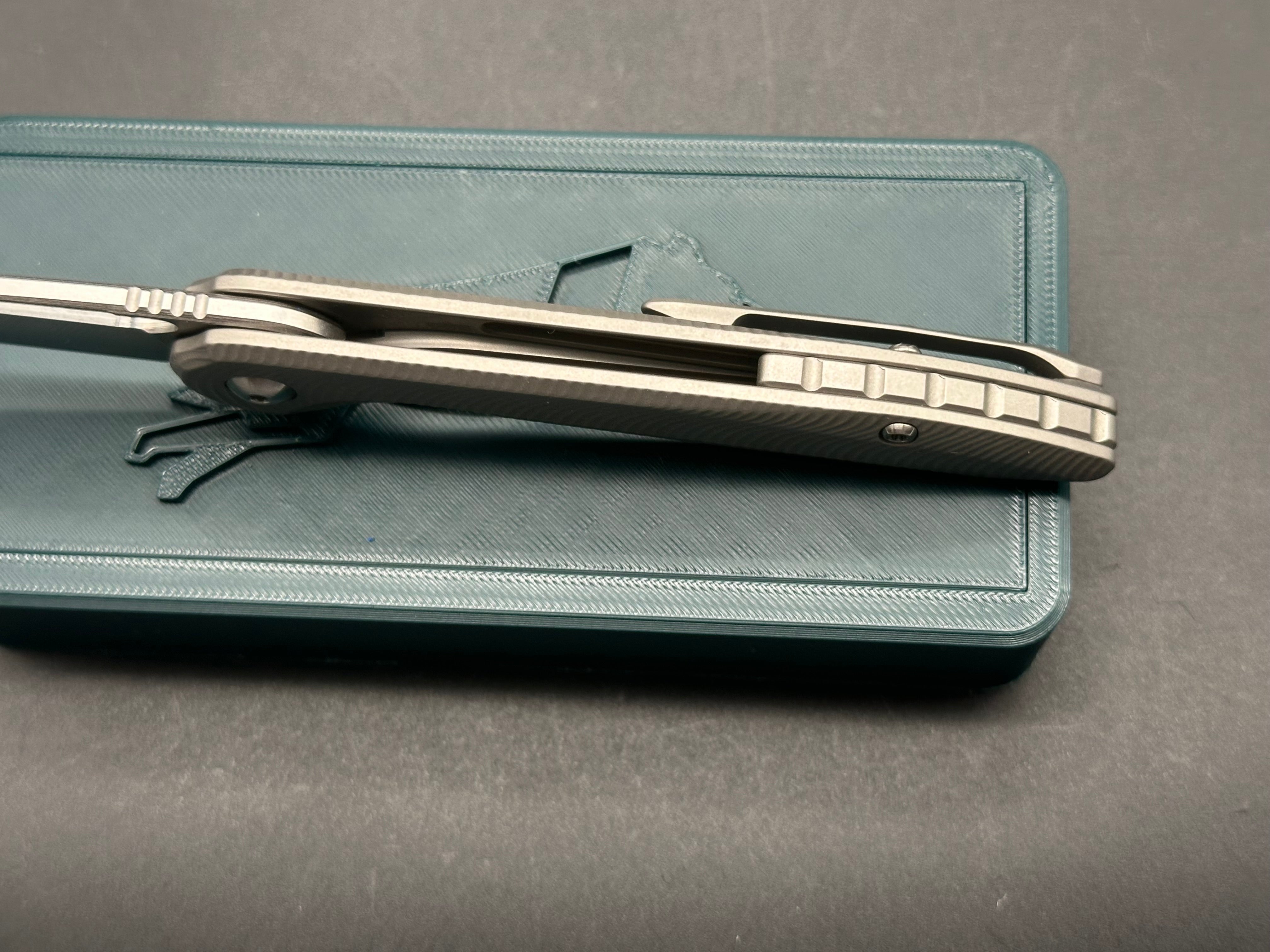 Boos Blades Custom Aero Flipper