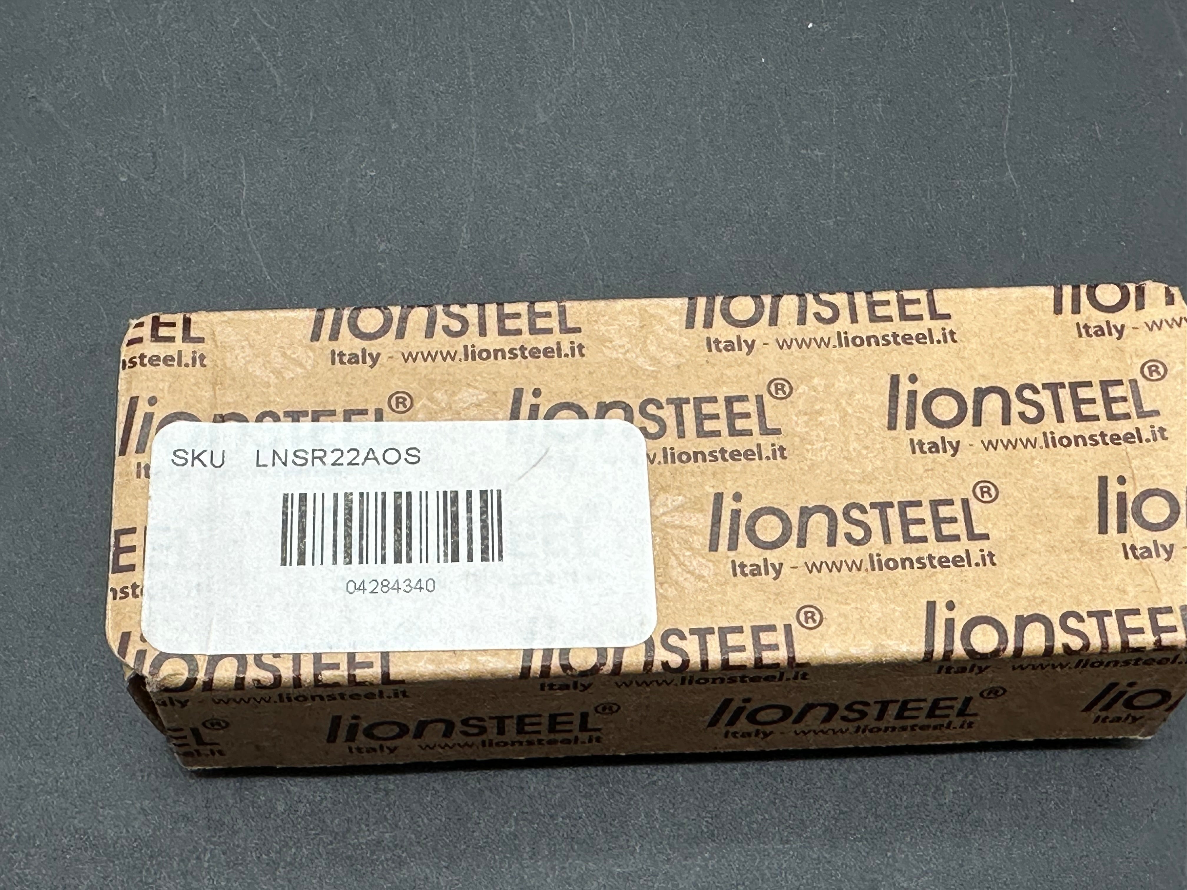 LionSteel SR-22 Flipper Integral Frame Lock Knife Orange Al. (3.125" Satin)