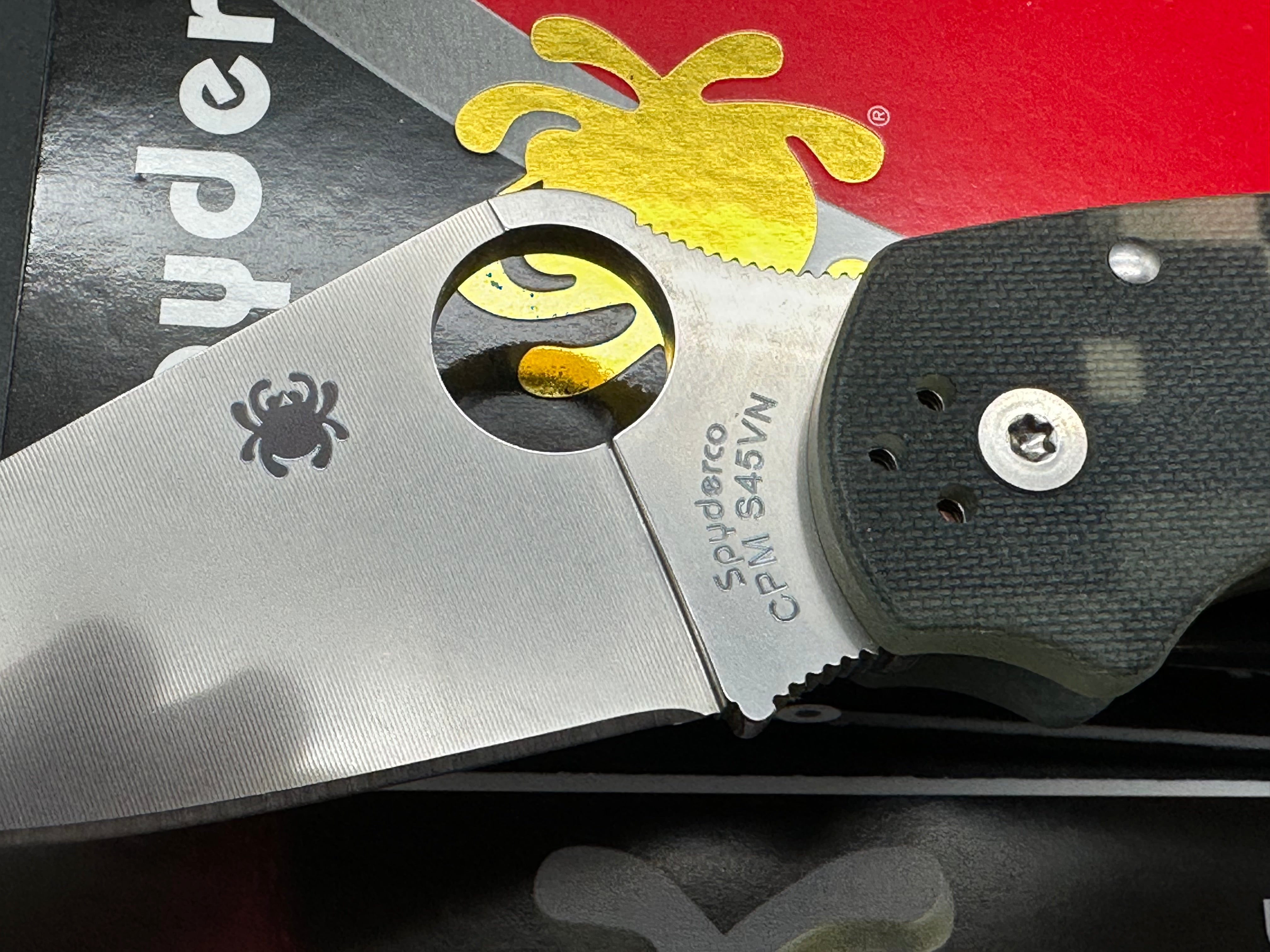Spyderco Para 3 Compression Lock Knife Digi Camo G-10 (3" Satin)