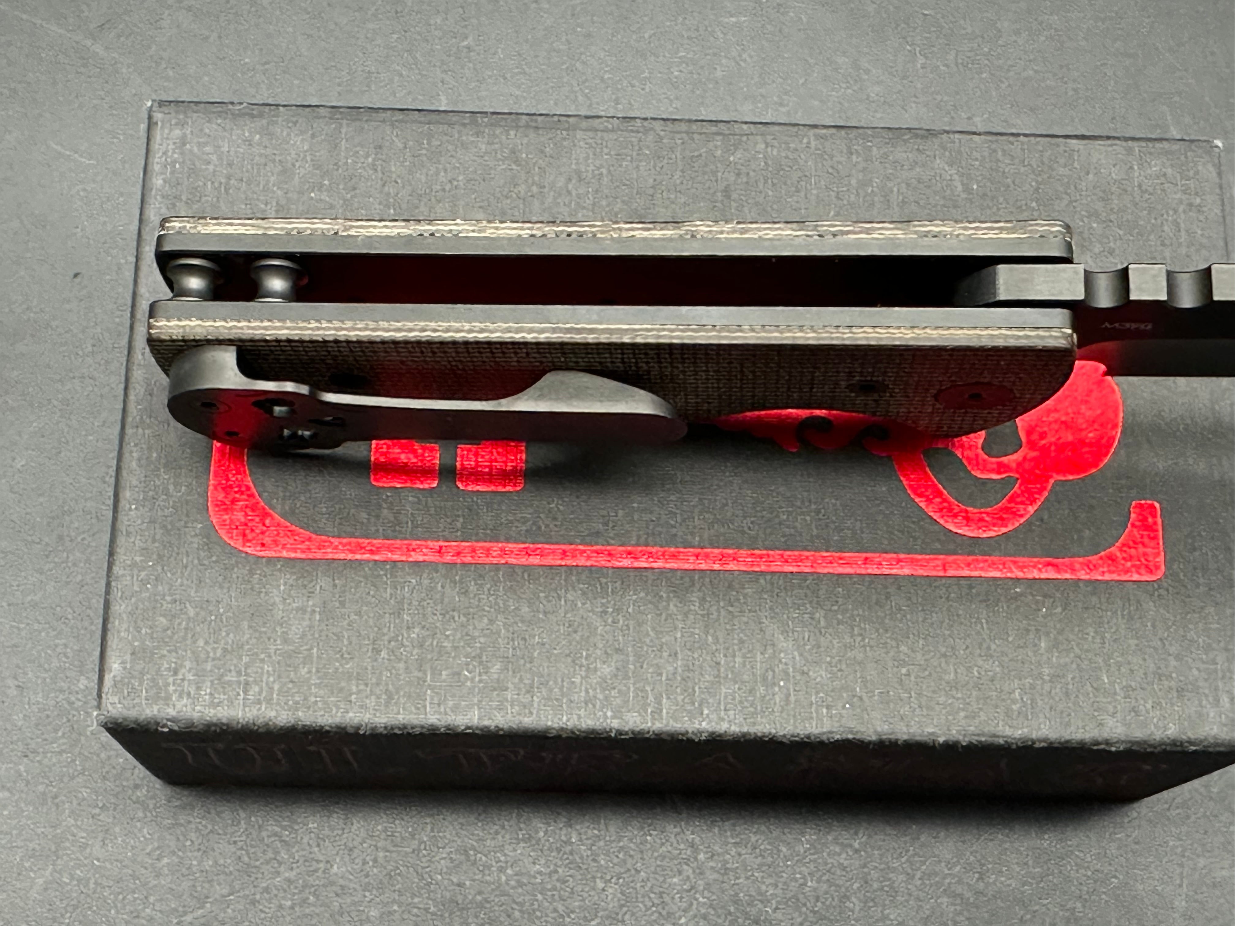 Chaves T.A.K. Liner Lock Knife Drop Point Green Micarta (2.7" Blackout)