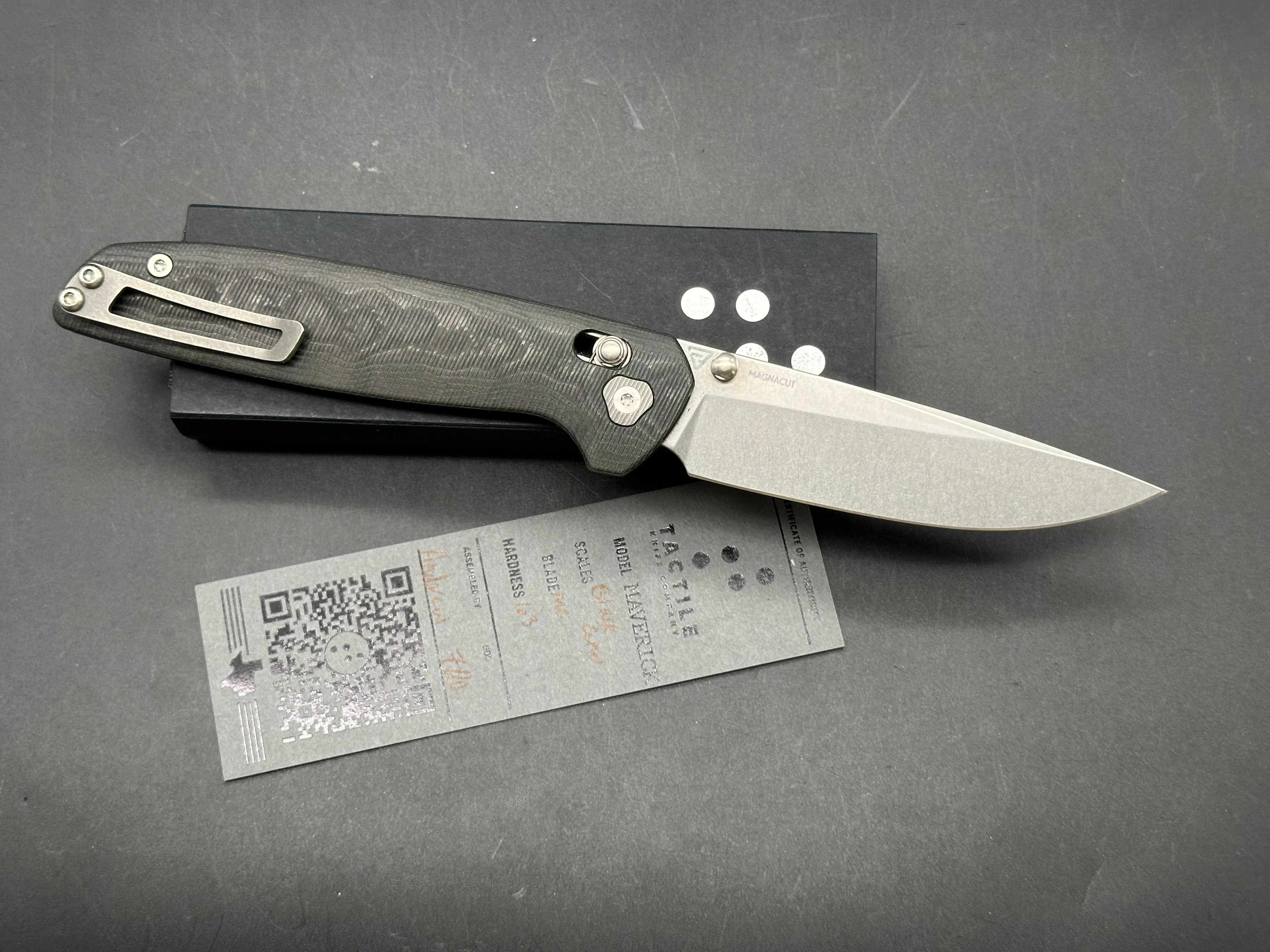 Tactile Knife Co Maverick, Milled Black Camo Carbon Fiber / Stonewash CPM Magnacut