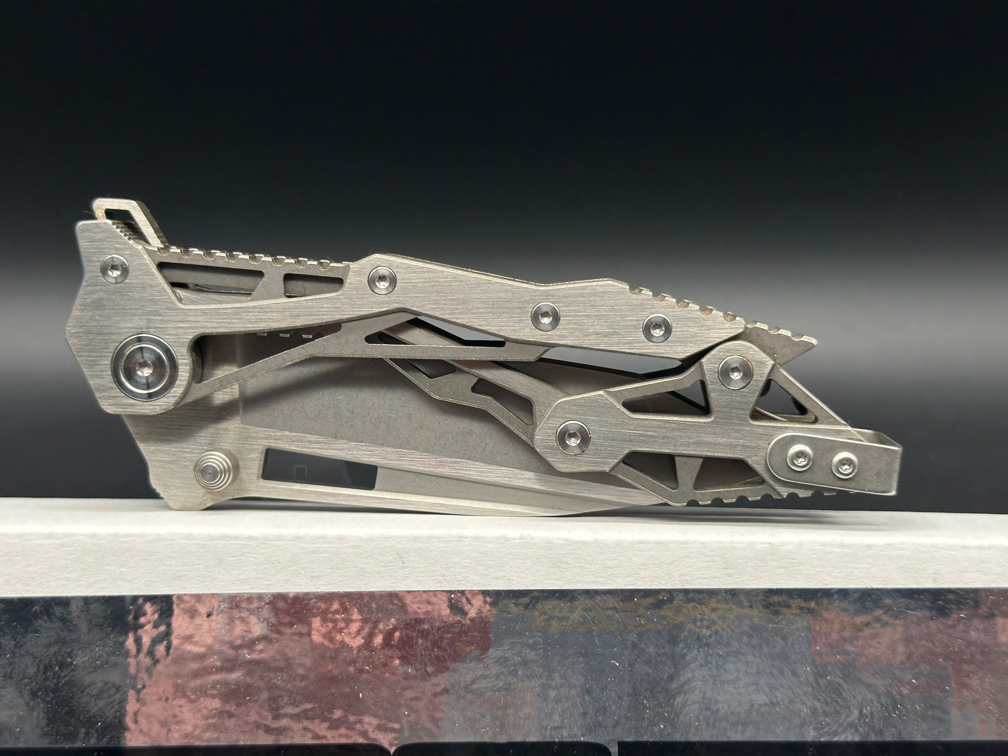 Quartermaster QTR-11CC General 2