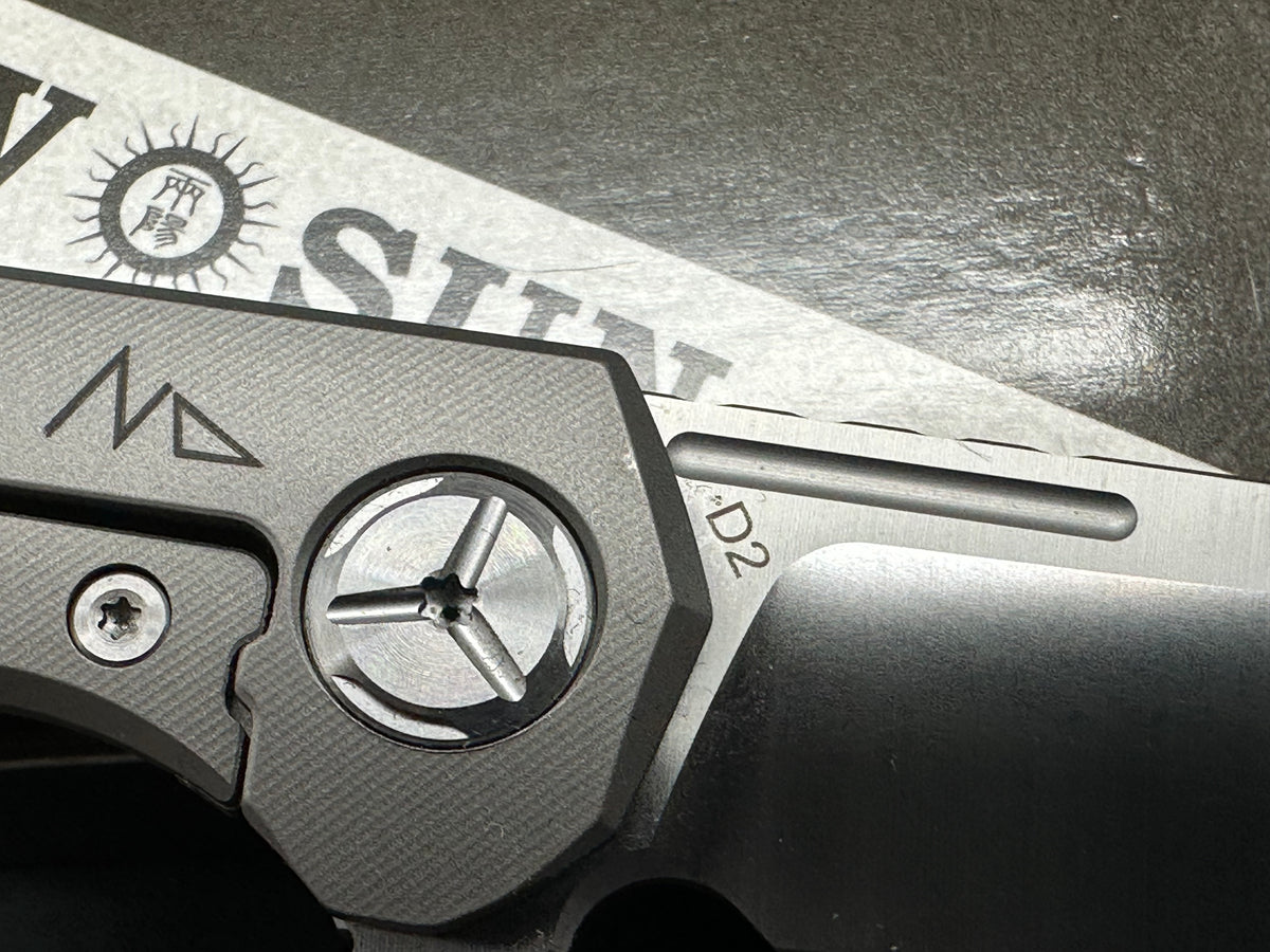 TWOSUN TS49 FRAME LOCK FOLDING KNIFE TITANIUM + CARBON FIBER HANDLE 3.35" D2