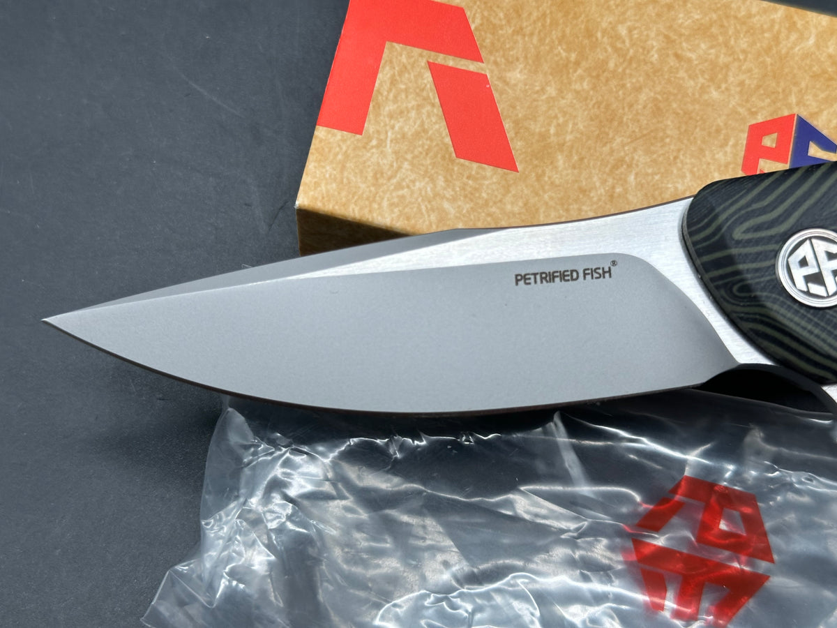 Petrified Fish Warrior Liner Lock Knife Green/Black G-Mascus (3.5" SW) PF949