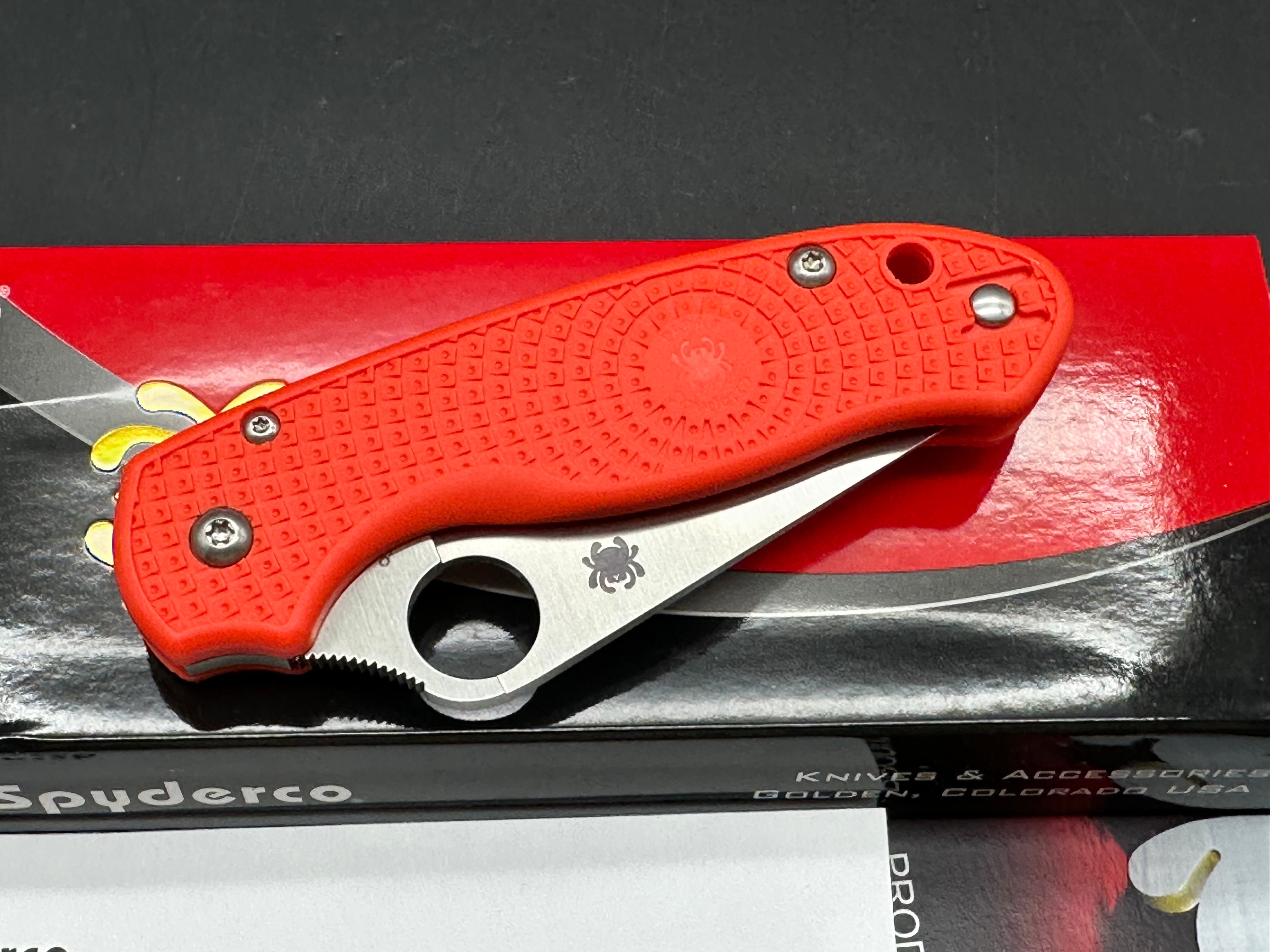 Spyderco Para 3 Lightweight (Cutlery Shoppe Exclusive), 2.93" CTS XHP Satin Blade with Orange FRN Handle