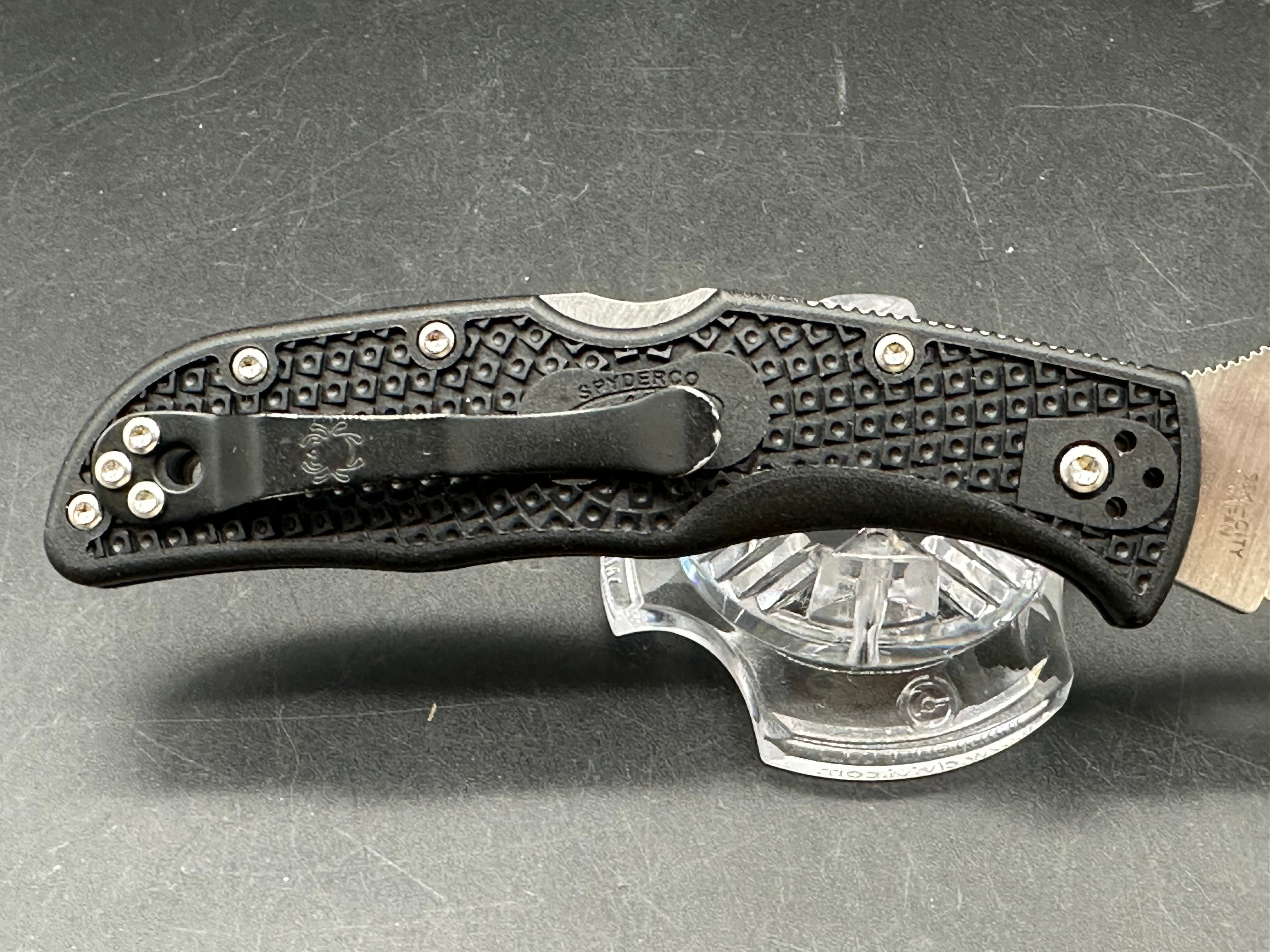 Spyderco Endela Lightweight Lockback Knife Black FRN (3.41" Satin)