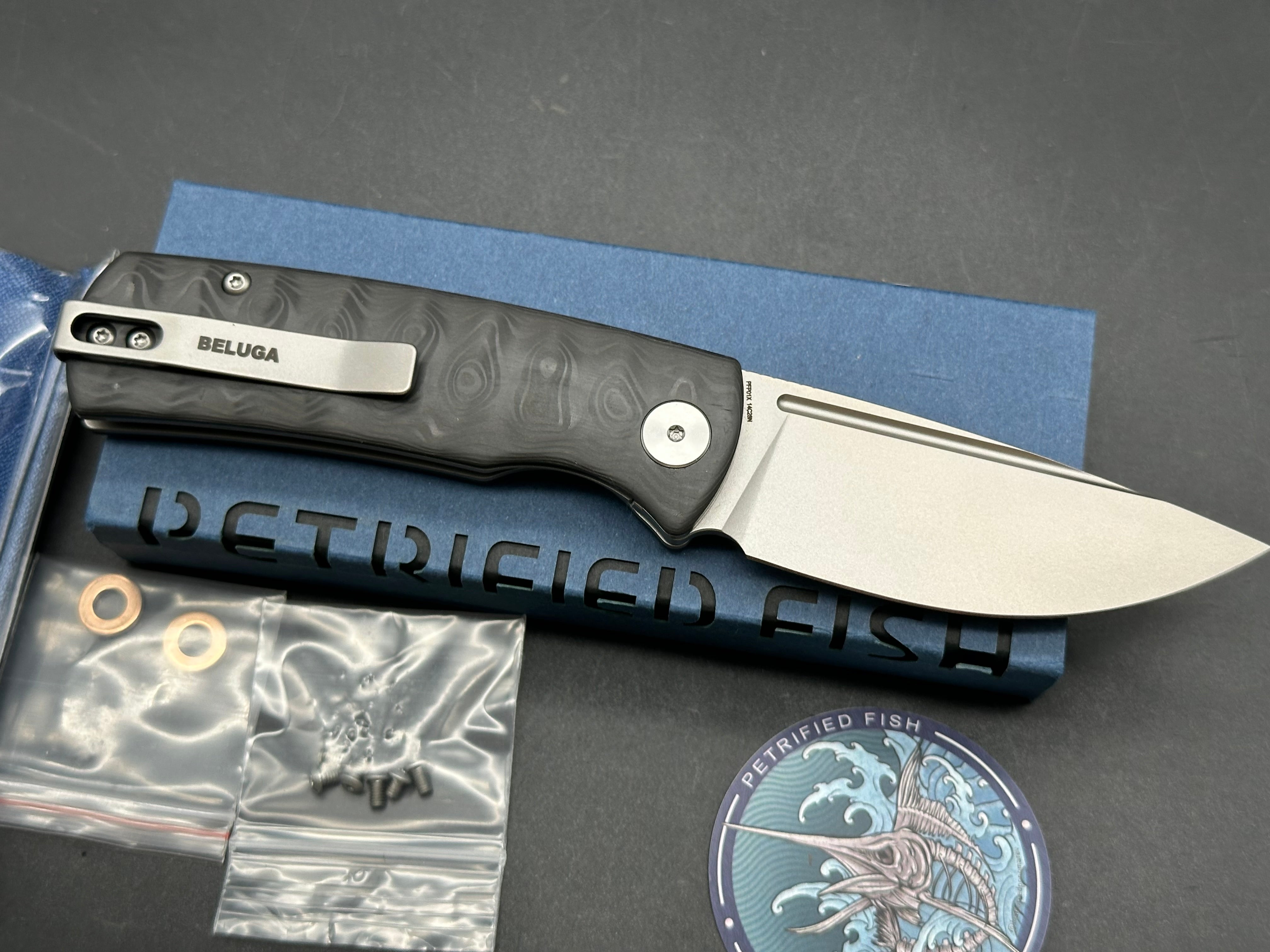 Petrified Fish Mini Beluga, 2.99" 14C28N Sandblasted Blade with Carbon Fiber Handle
