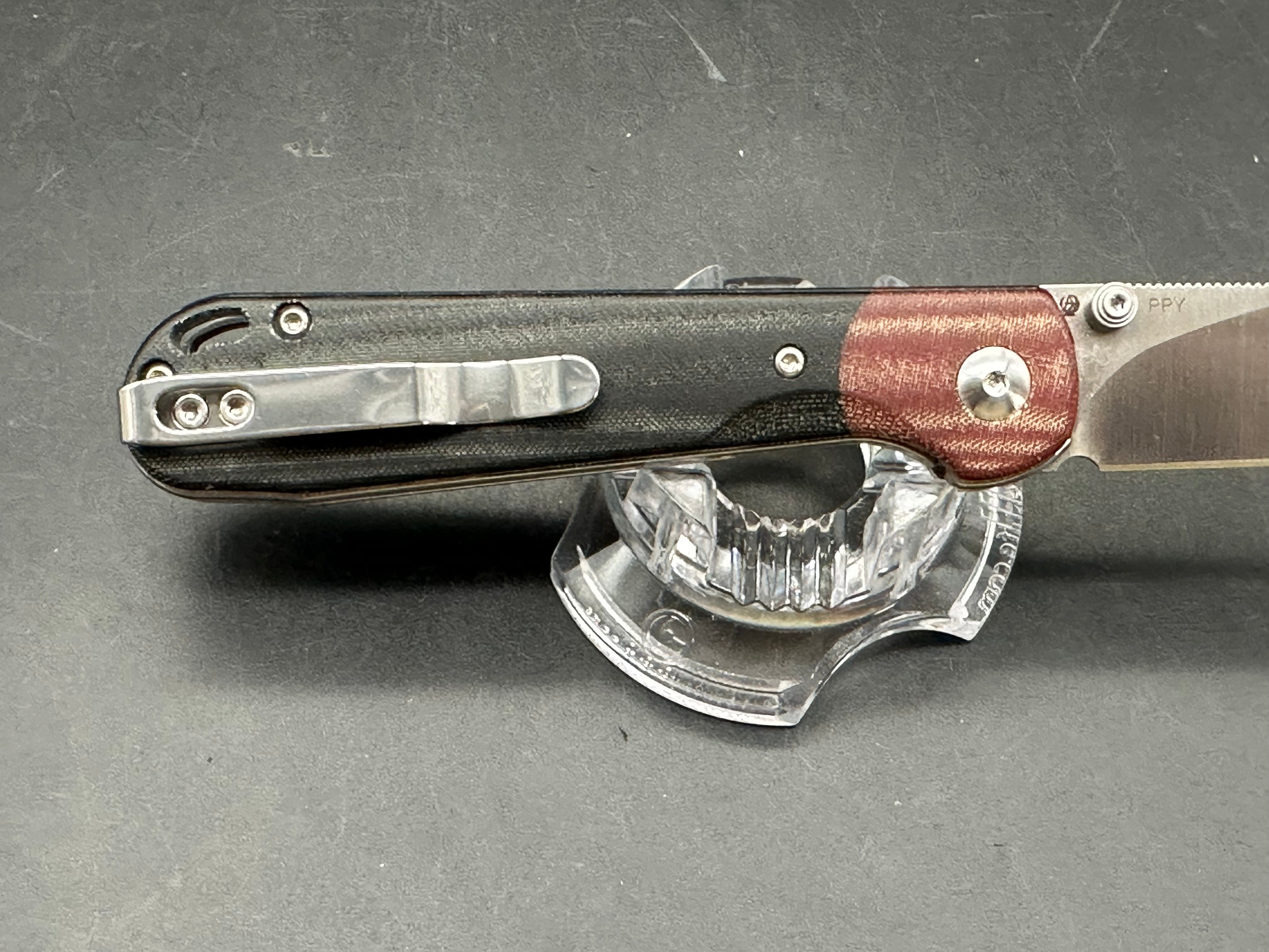 KIZER CUTLERY PPY LINERLOCK BLACK/RED MICARTA FOLDING 154CM POCKET KNIFE