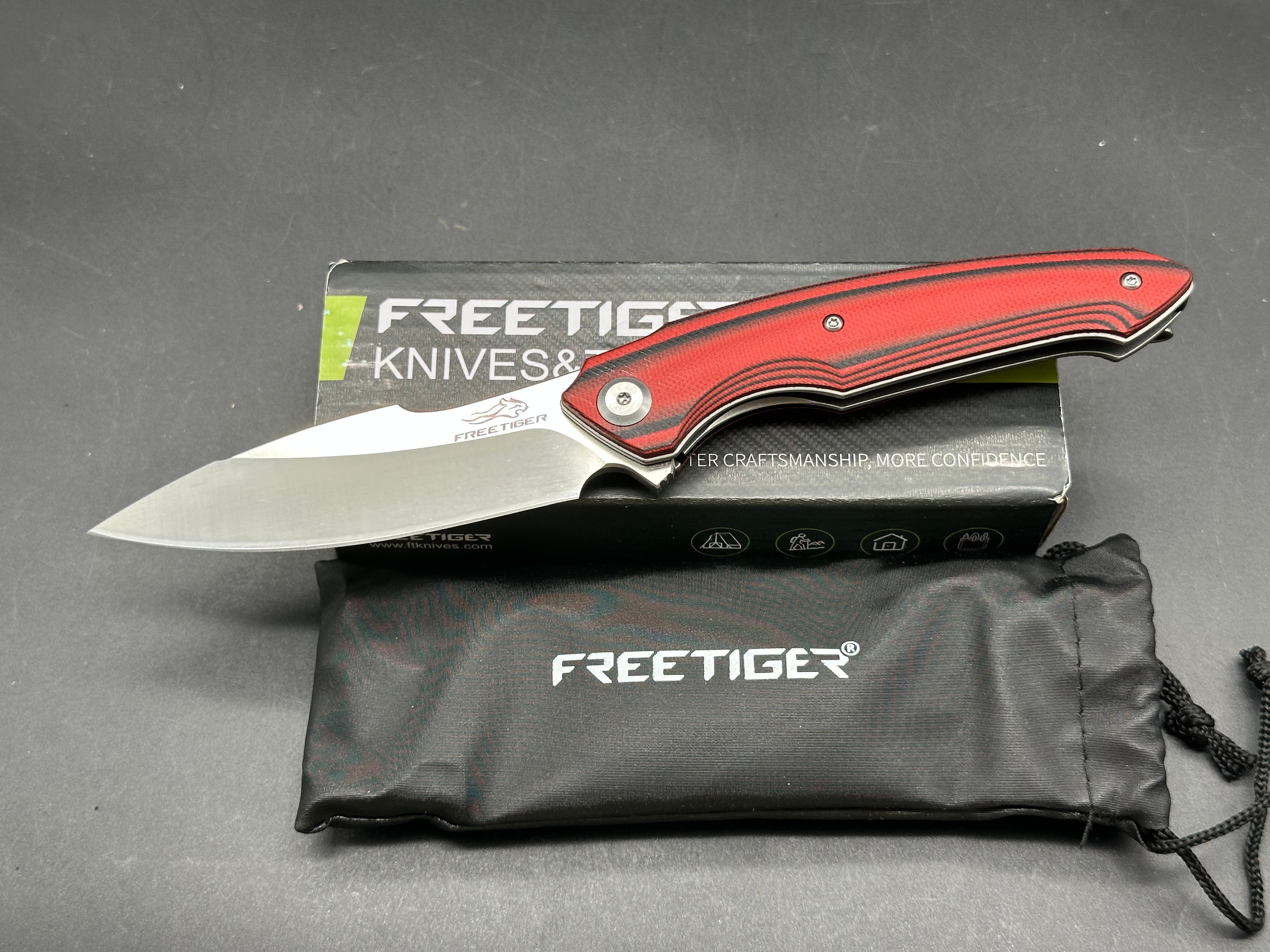 FreeTiger FT-51, 3.54" K110 Satin Blade with Red/Black G10 Handle