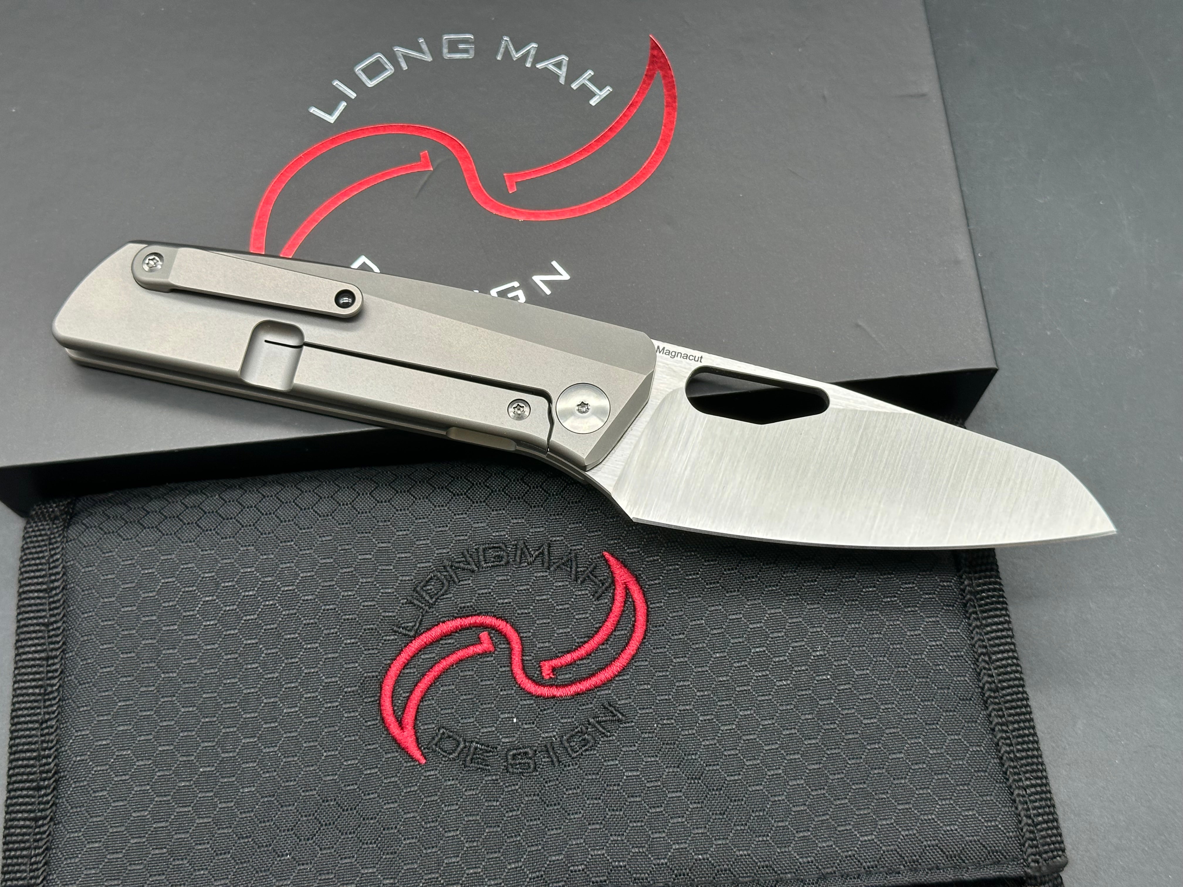 Liong Mah Design KUF 3.5 (KnifeCenter Exclusive), Belt Satin CPM-Magnacut Blade, Blasted Ti Monoblock Handles