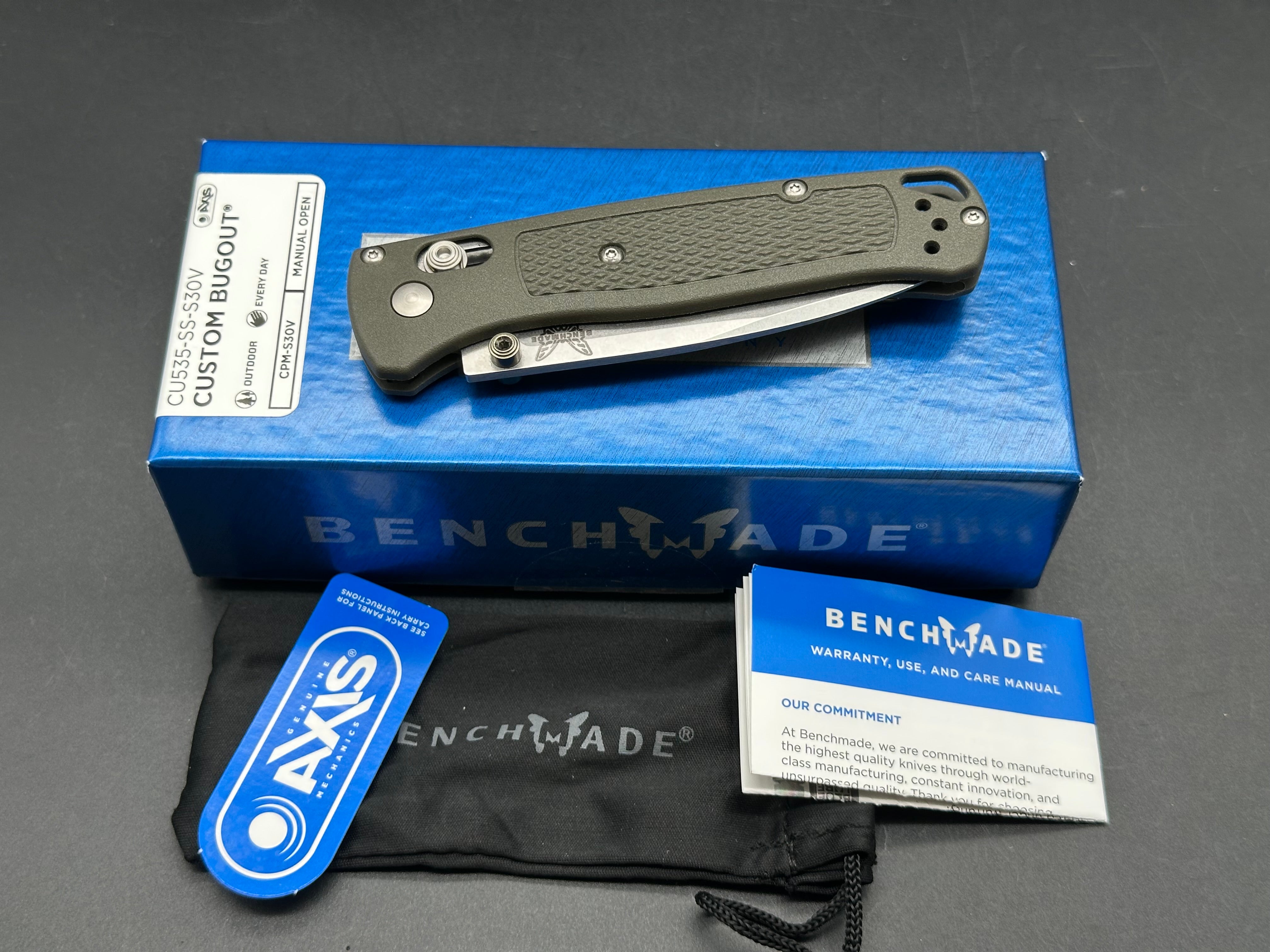 Benchmade Bugout - Custom (NEW), 3.24" S30V Stonewash Blade with OD Green Grivory Handle