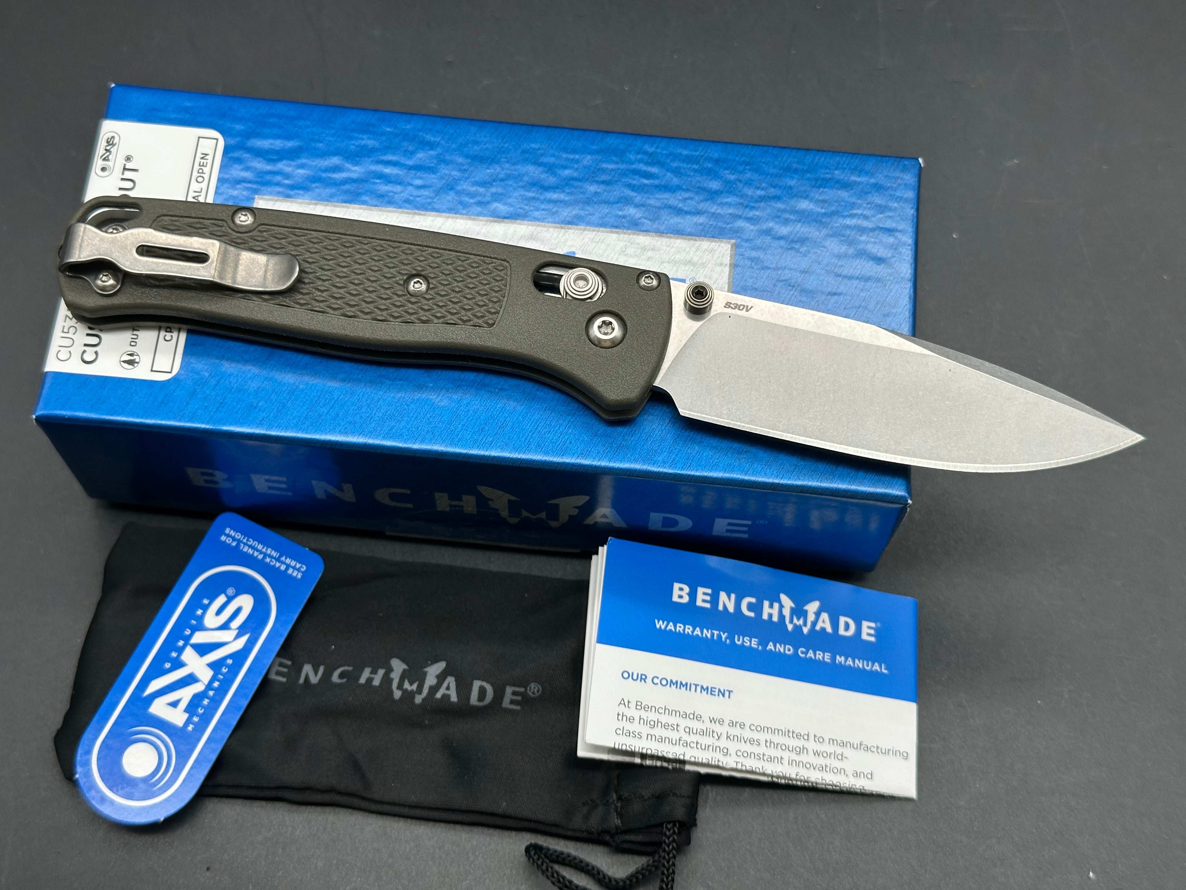 Benchmade Bugout - Custom (NEW), 3.24" S30V Stonewash Blade with OD Green Grivory Handle