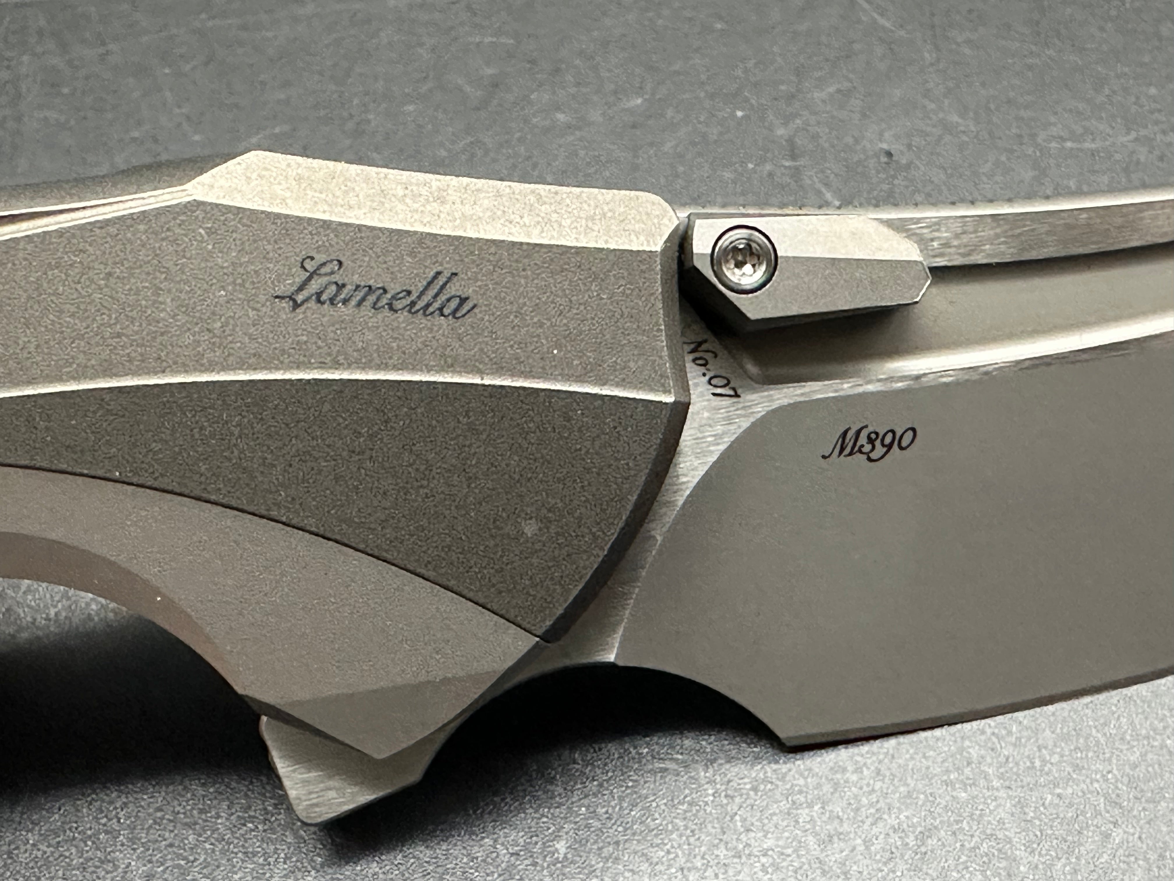 RIKE LAMELLA FLIPPER DARK GRAY TITANIUM HANDLE M390 BLADE
