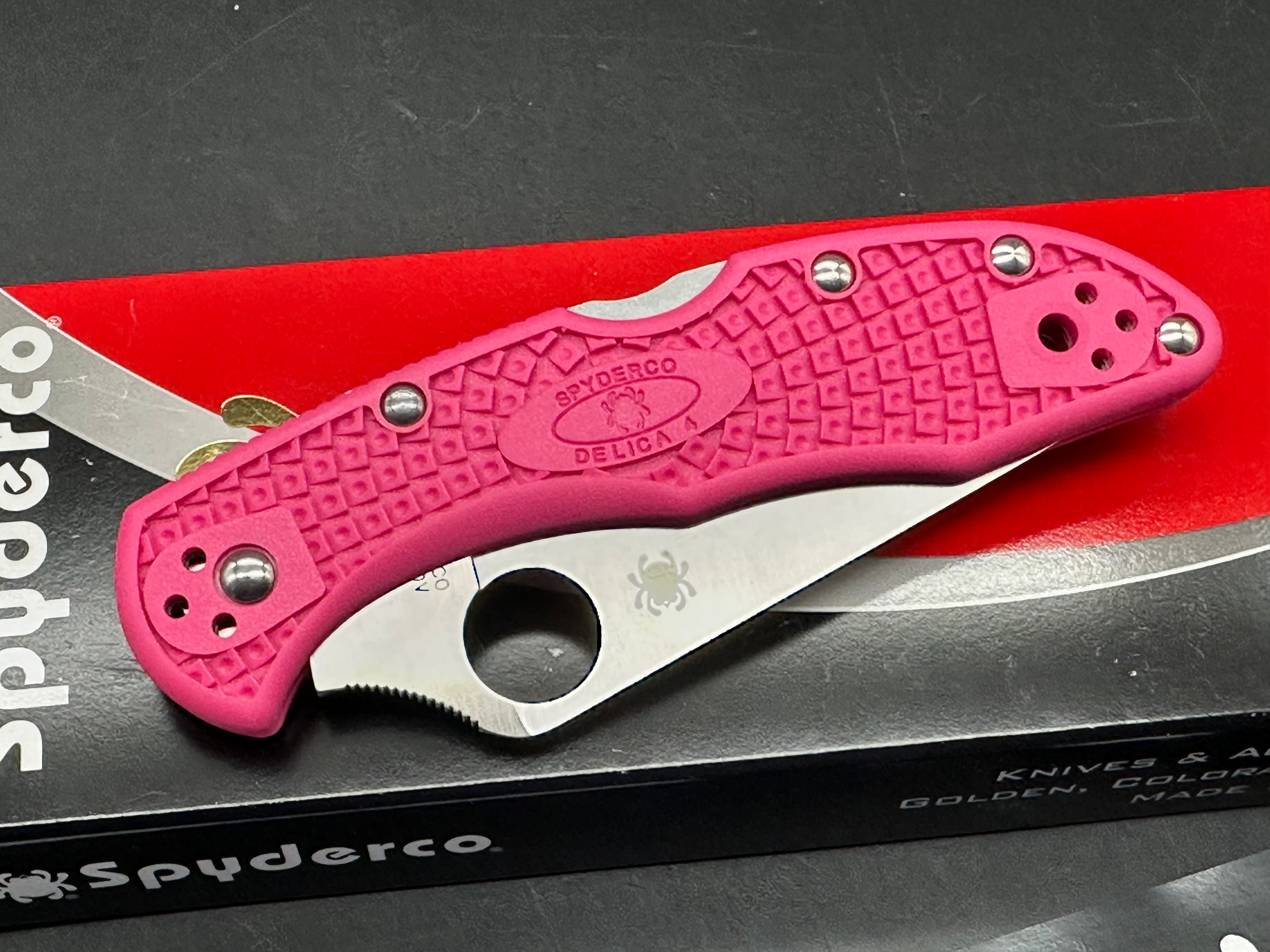 Spyderco Delica 4 Lightweight Lockback Knife Pink FRN (2.88" Satin S30V)