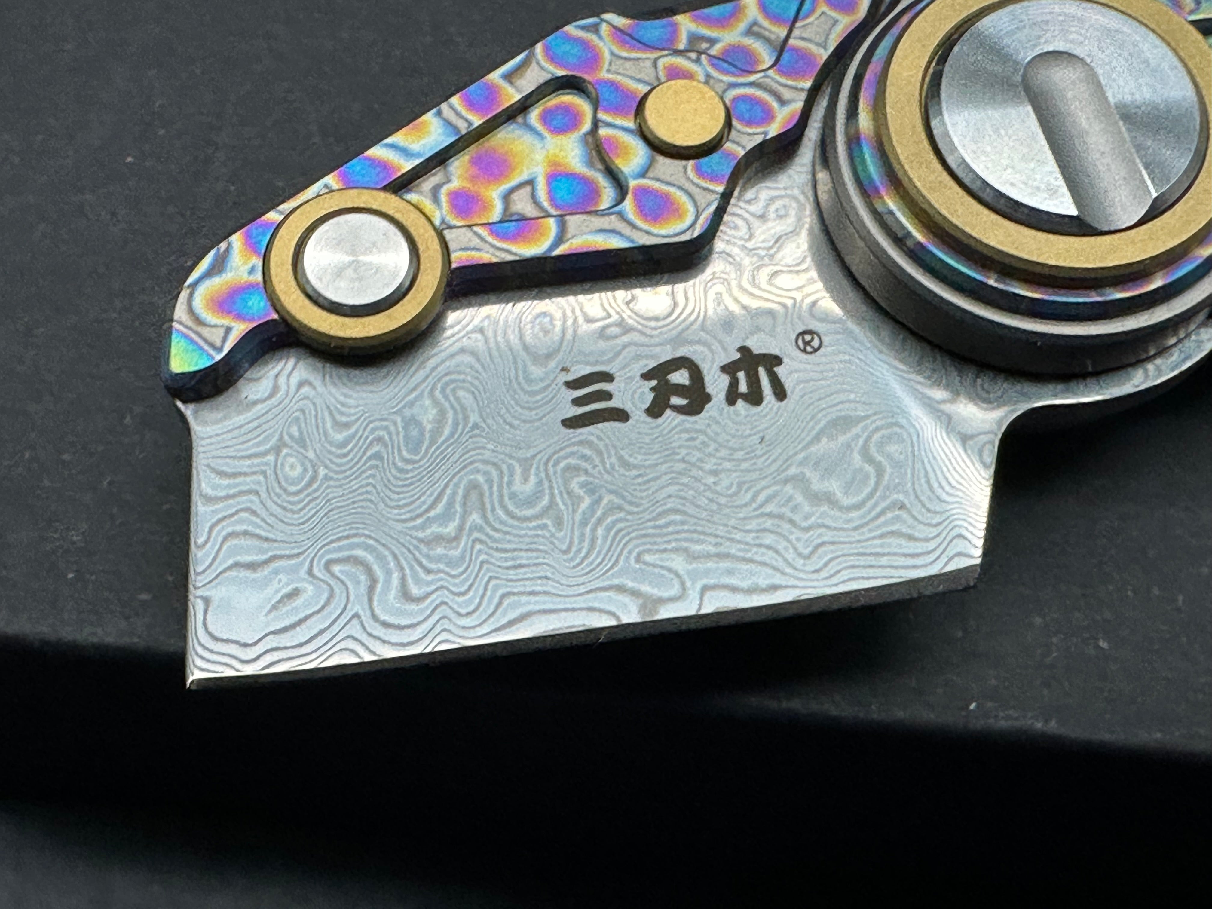 SANRENMU Exquisite Knife VG10 Damascus Steel Titanium Handle EDC Keychain Pocket Knife