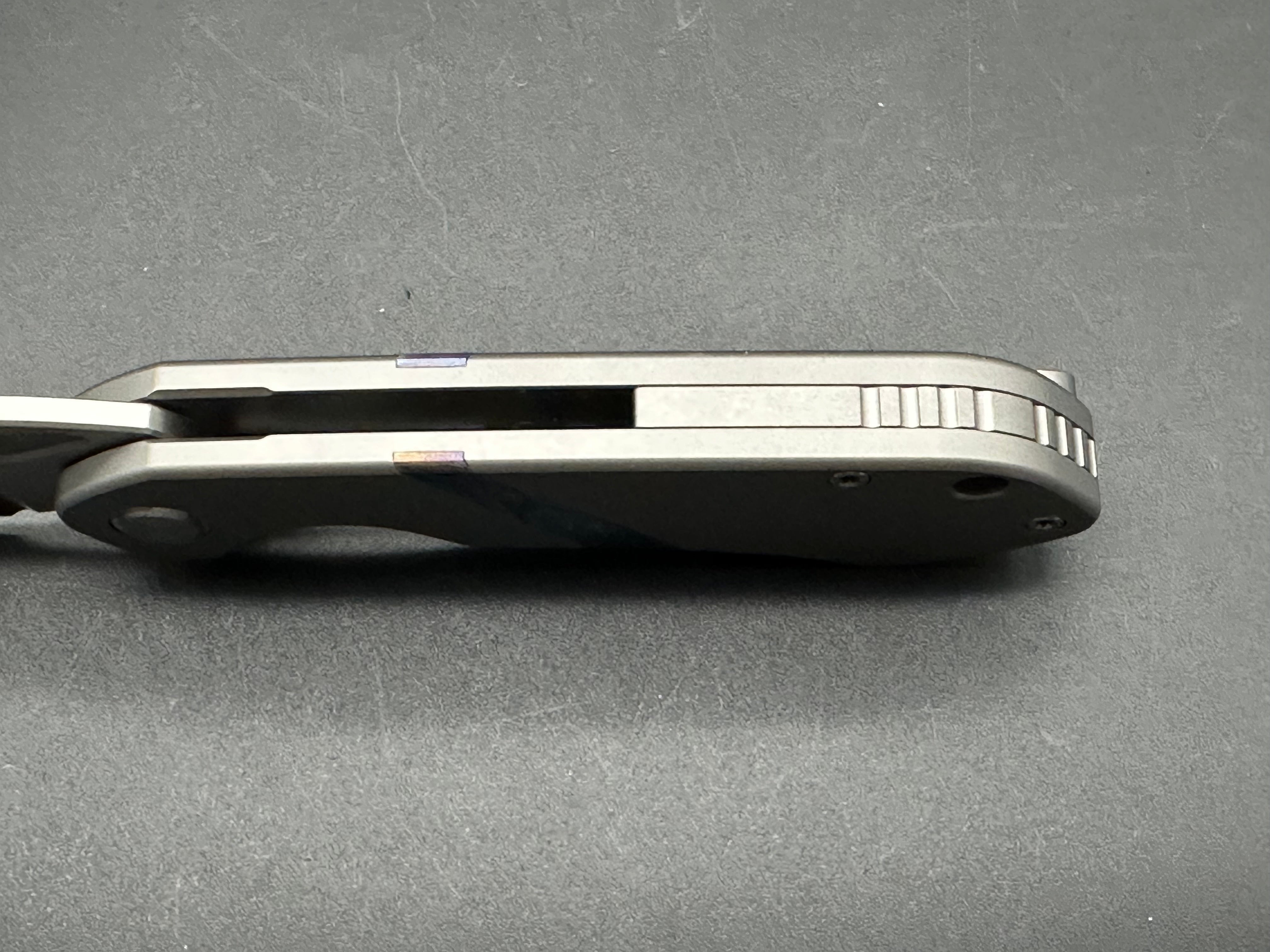 TWOSUN TS172-M390-TIMASCUS TITANIUM/TIMASCUS HANDLE M390 PLAIN EDGE