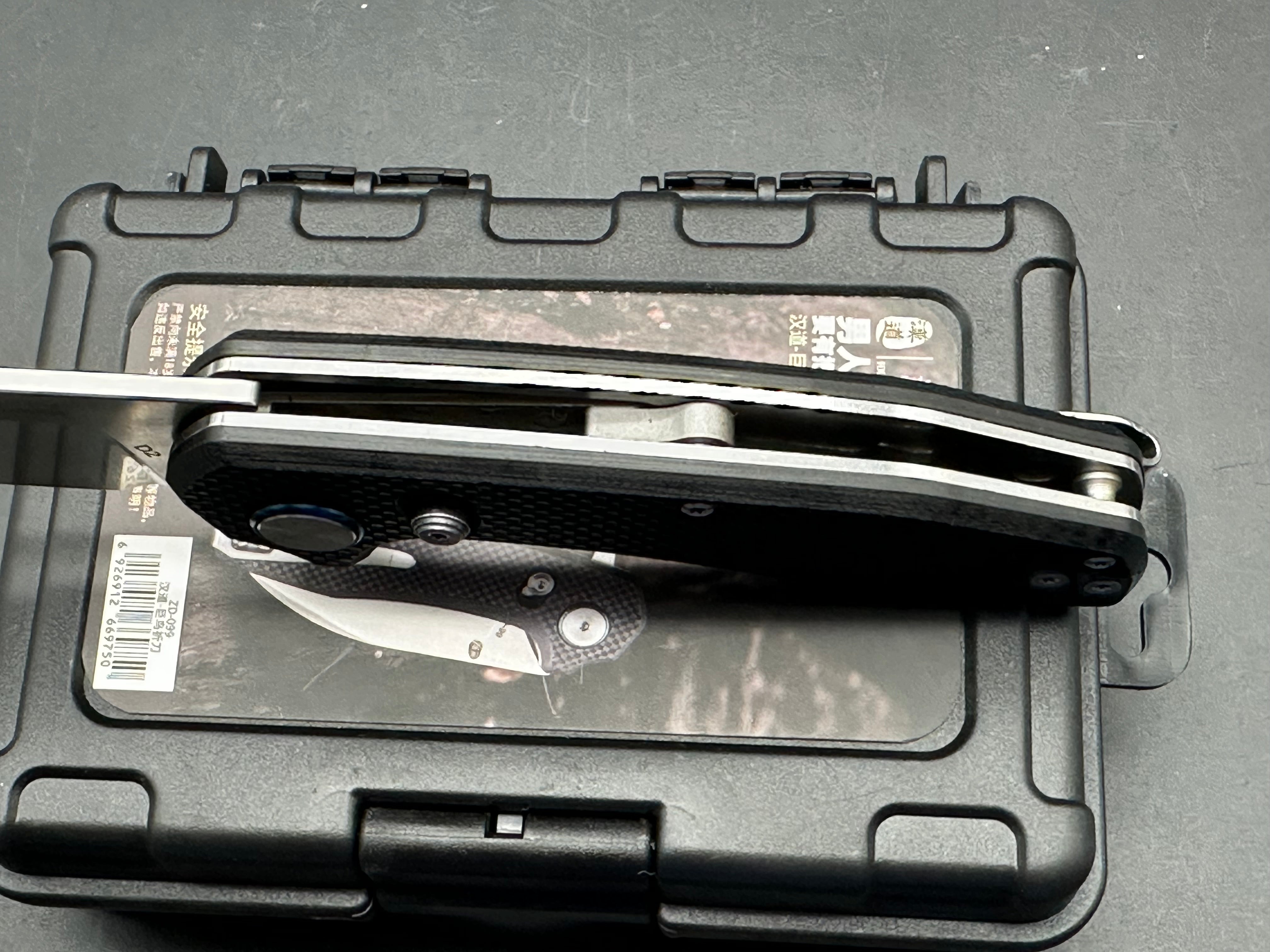 HX OUTDOORS GIANTBIRD Crossbar Lock 2.5" D2 Blade Black G10 Handle