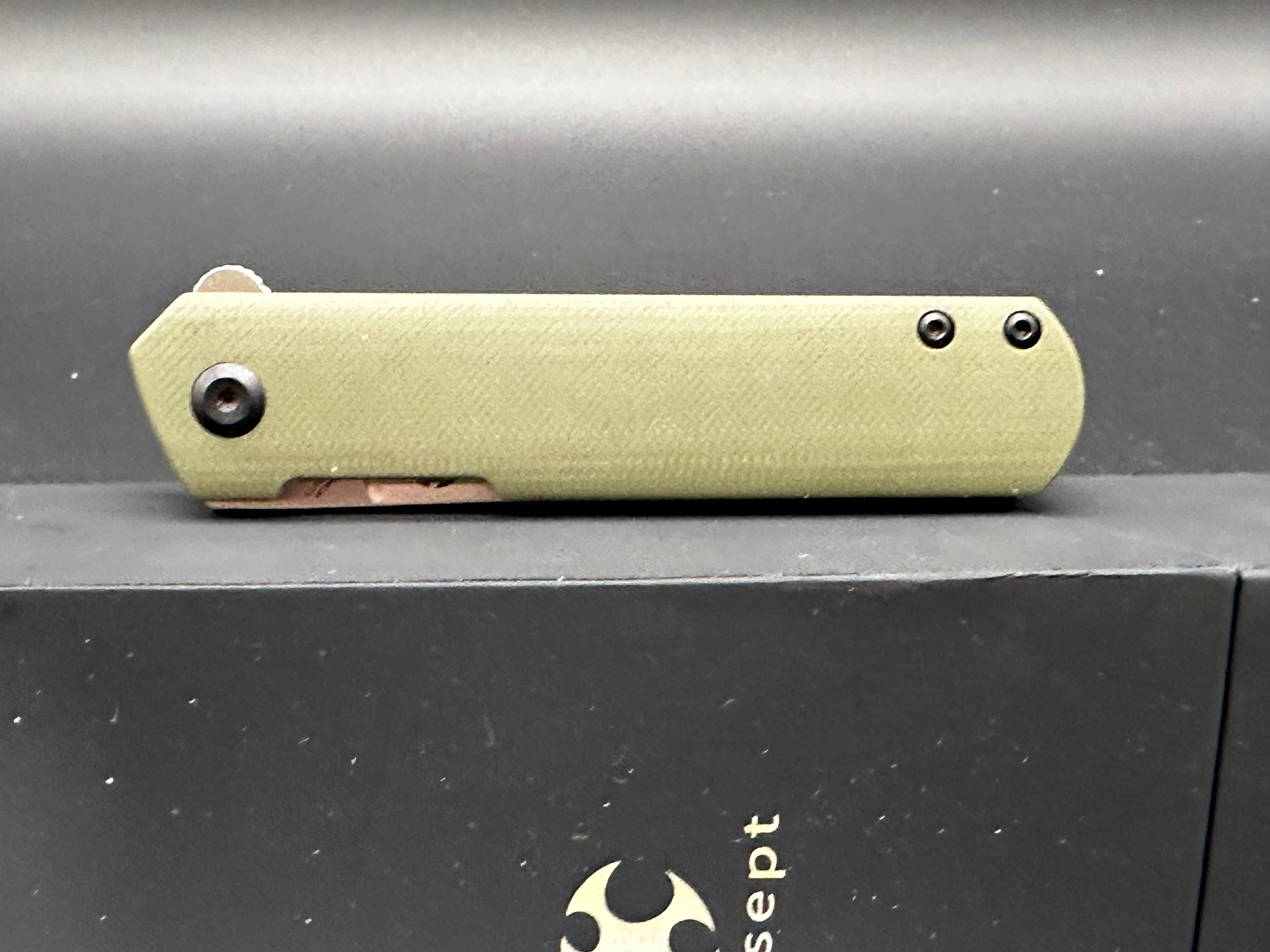 KANSEPT FOOSA FOLDING KNIFE OD GREEN G10 HANDLE 154CM PLAIN EDGE