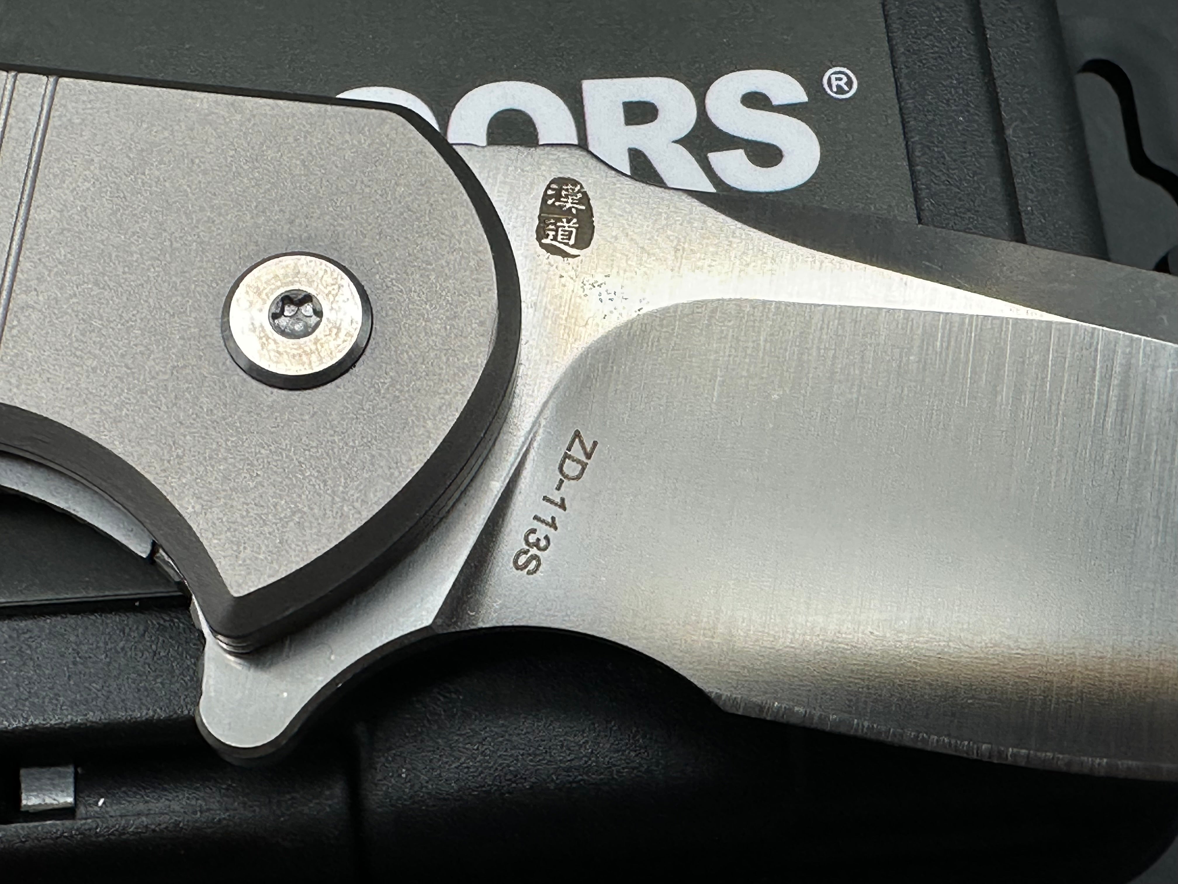 HX Outdoors ZD113S titanium handle w/ 2.85 inch D2 blade