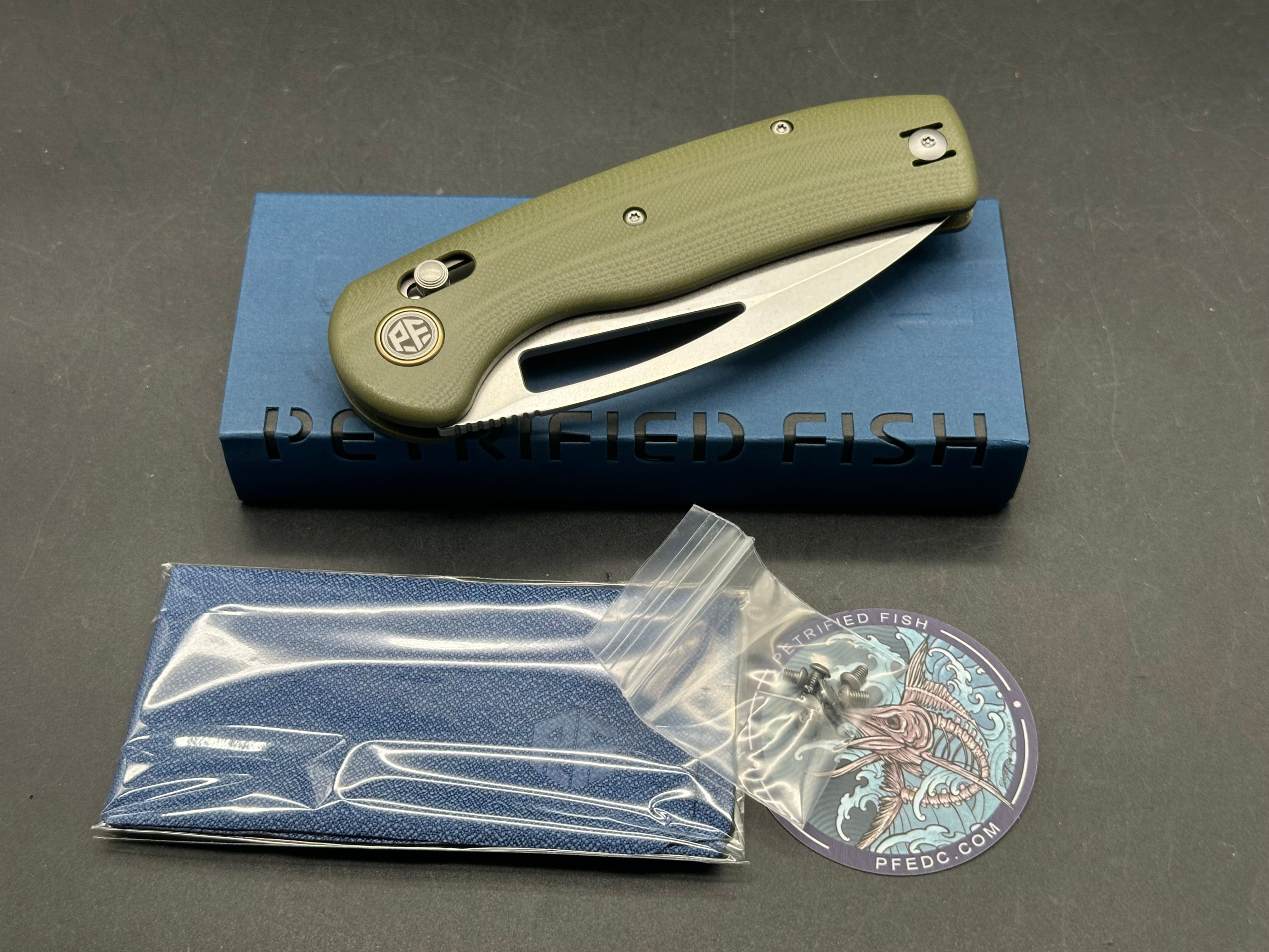 PETRIFIED FISH P13GRW VIPER K110 STEEL BLADE GREEN G10 HANDLE CROSSBAR LOCK