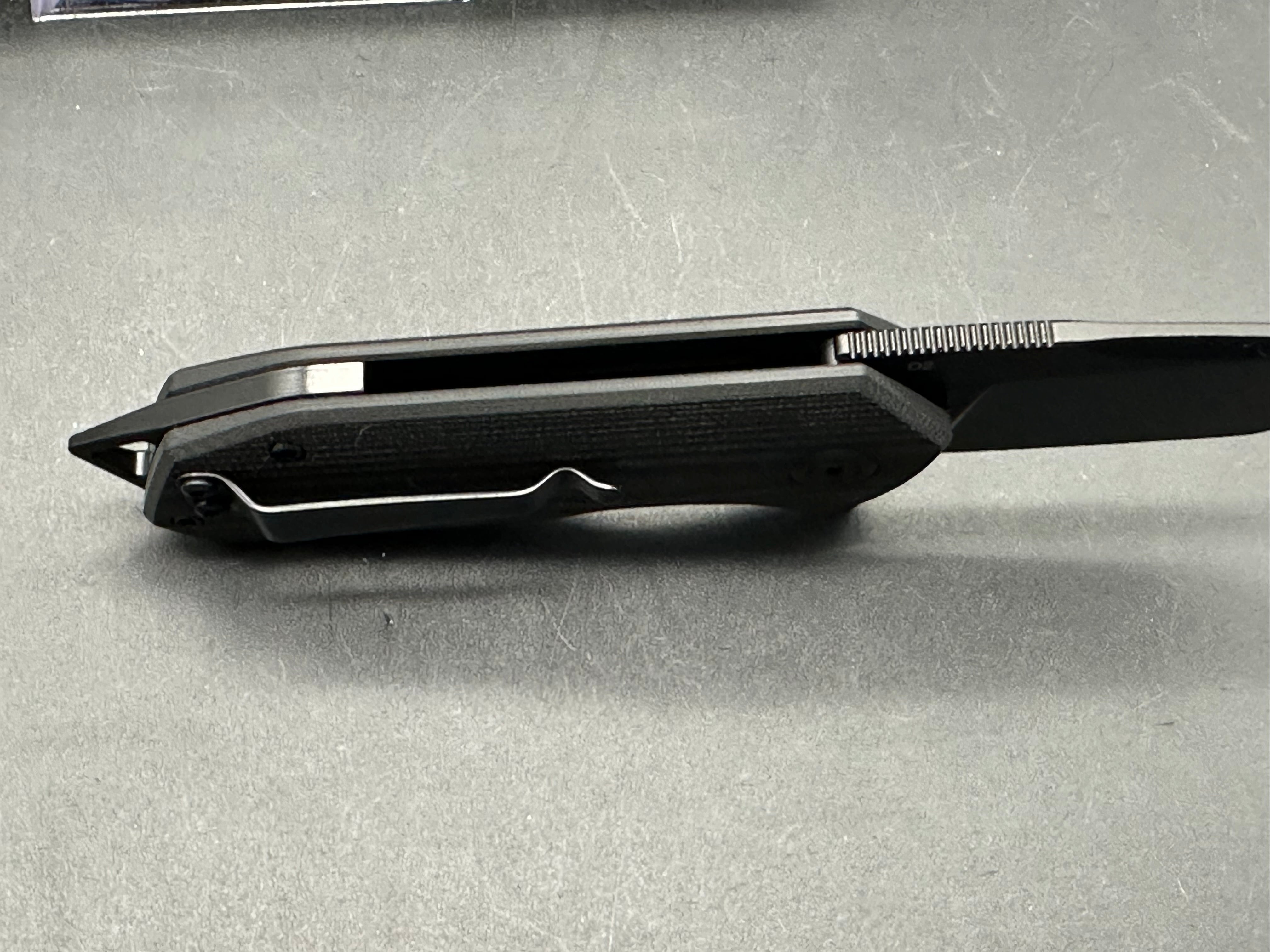 KUBEY CAMPE FLIPPER FOLDING KNIFE BLACK G10 HANDLE D2 PLAIN EDGE