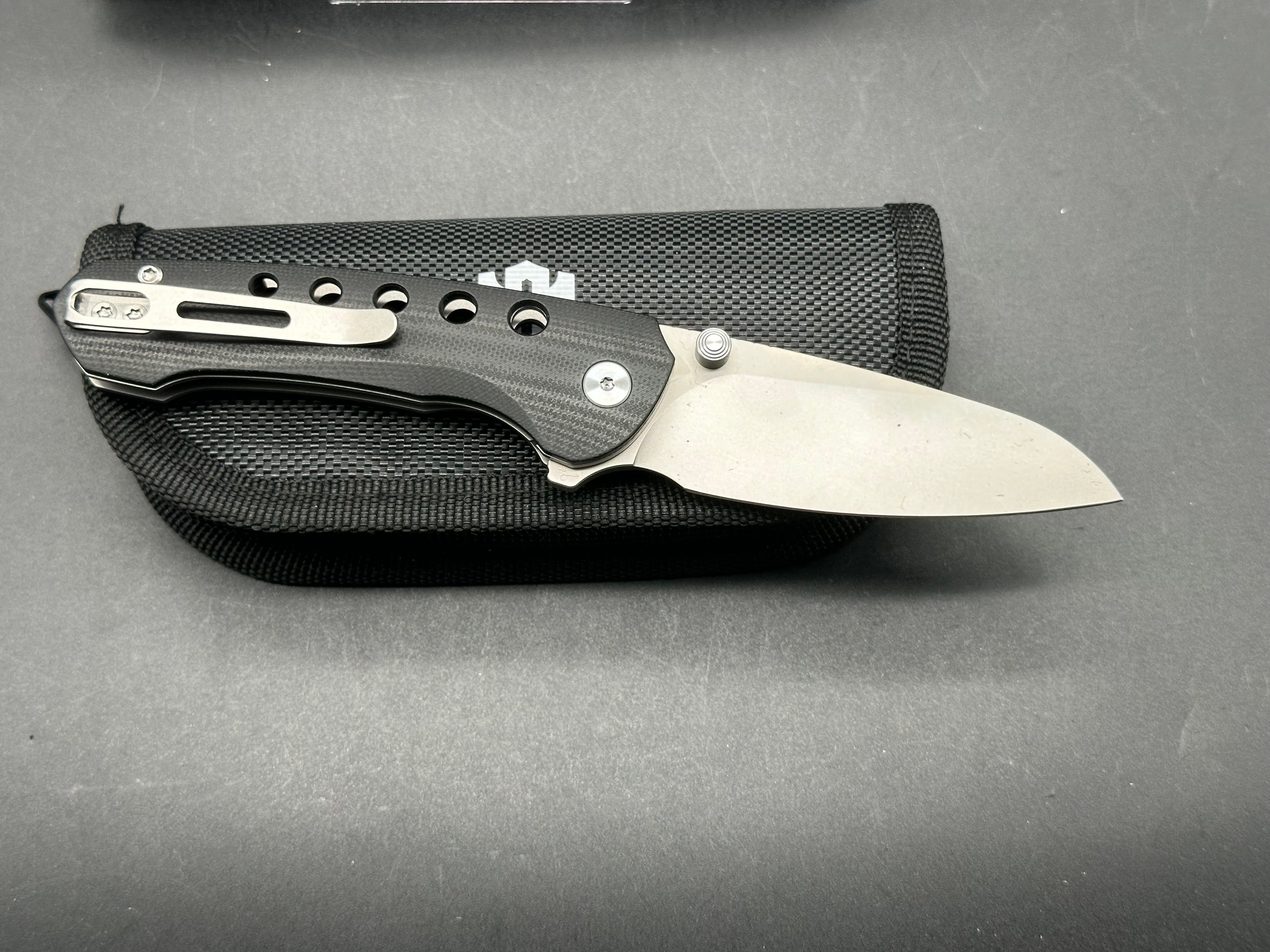 REMETTE BEE FOLDING KNIFE BLACK G10 HANDLE 14C28N DROP POINT PLAIN EDGE SANDBLAST FINISH RTBEE-G