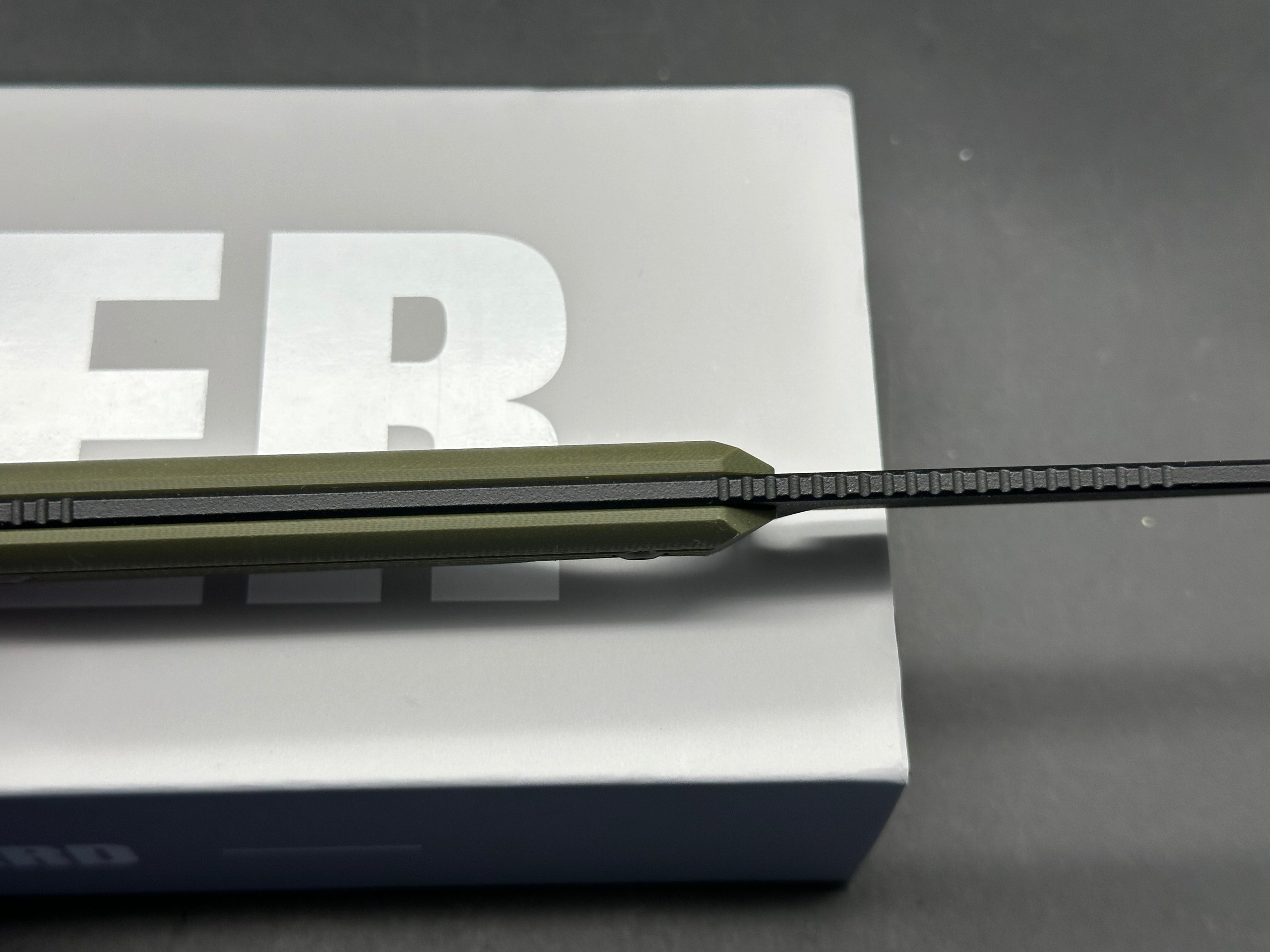 BEGLEITER FIX BLACK AEB-L BLADE GREEN G10