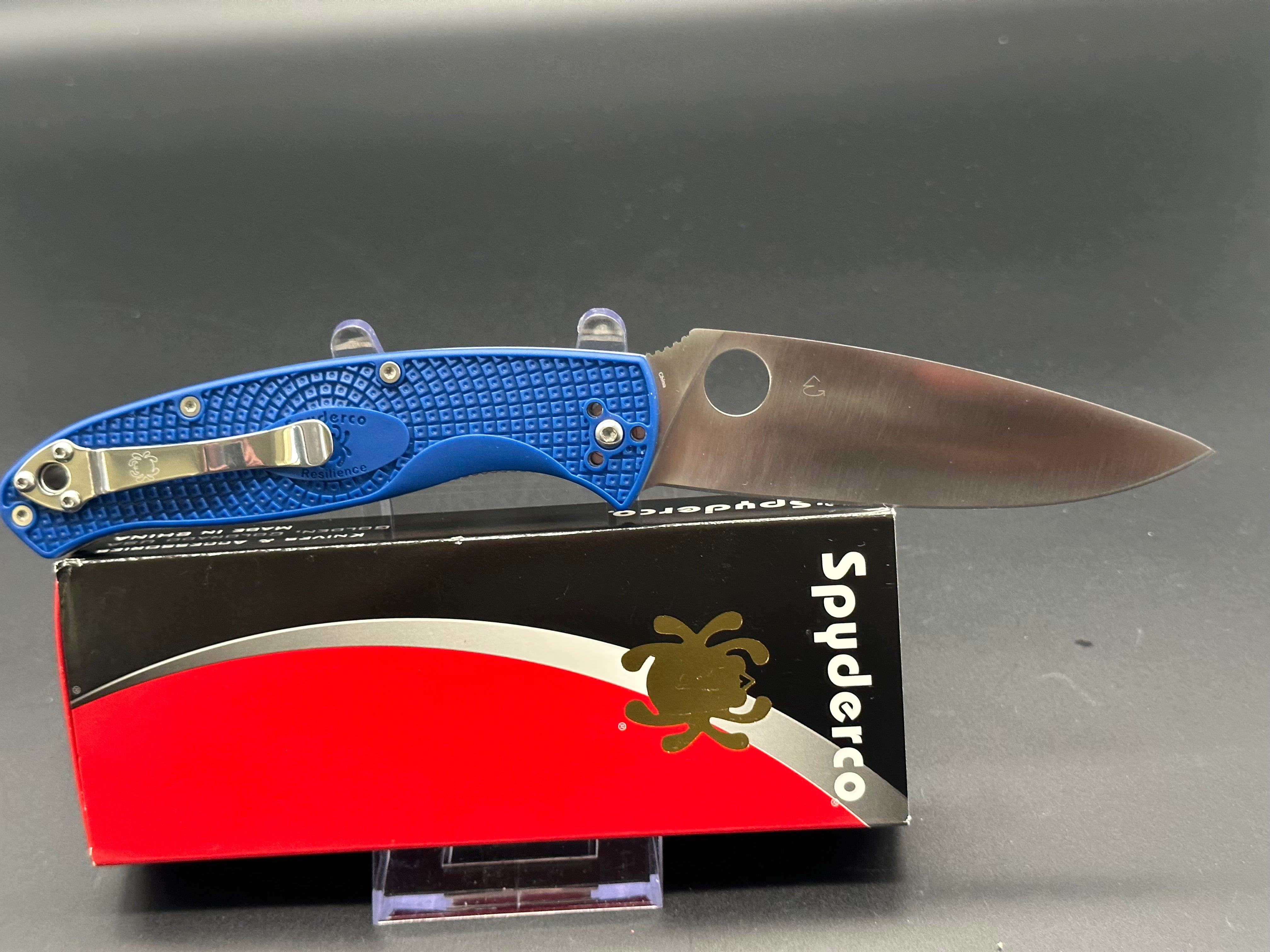 Spyderco Resilience blue