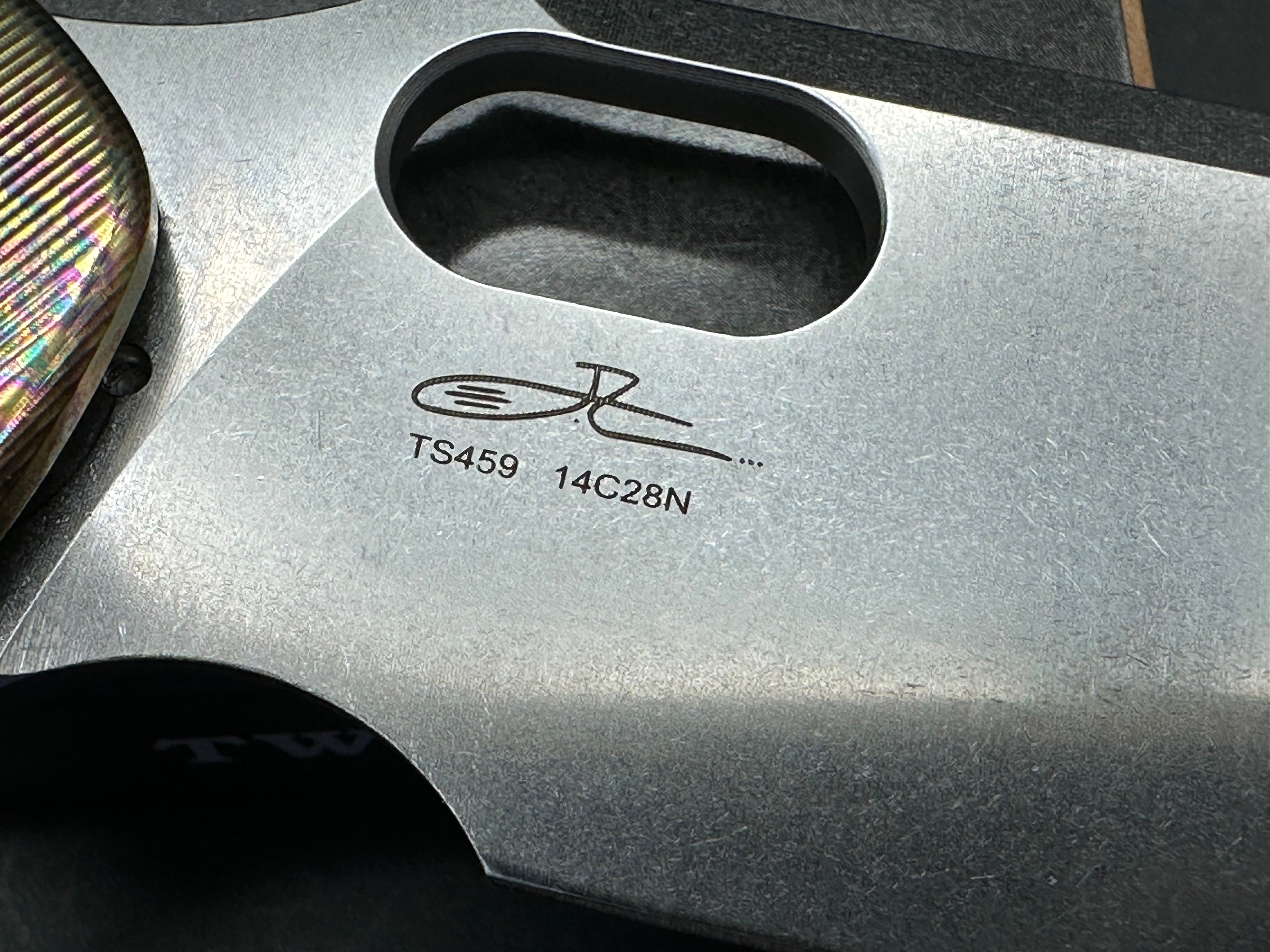 TWOSUN FOLDING KNIFE COLOR TITANIUM HANDLE 14C28N PLAIN EDGE TS459-COLOR