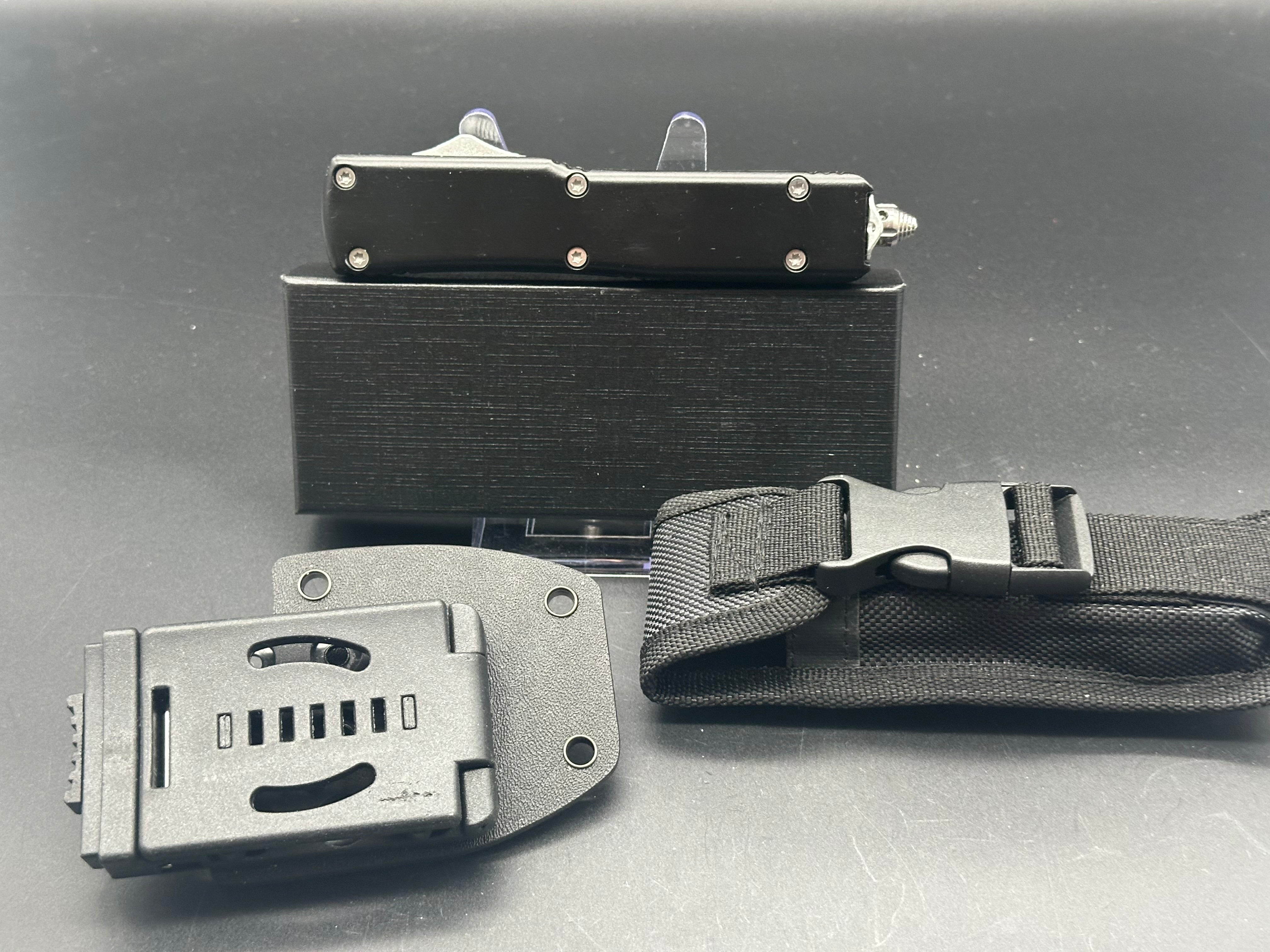 TacKnives MT9TS D/A OTF Hellhound Tanto 440C blade