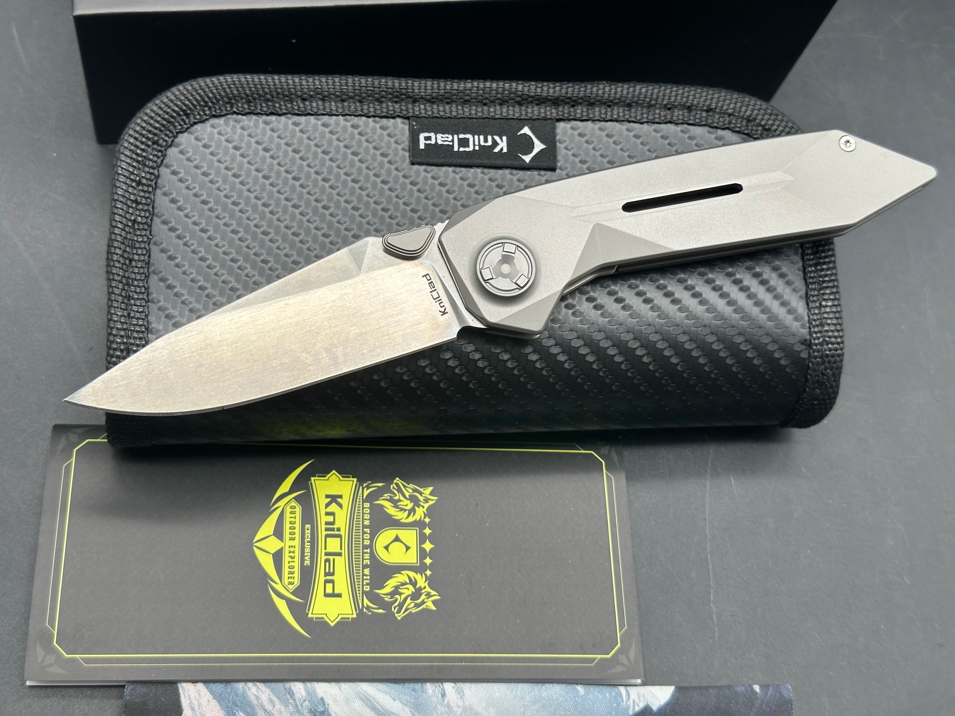 KniClad Summit titanium handle with S35VN blade