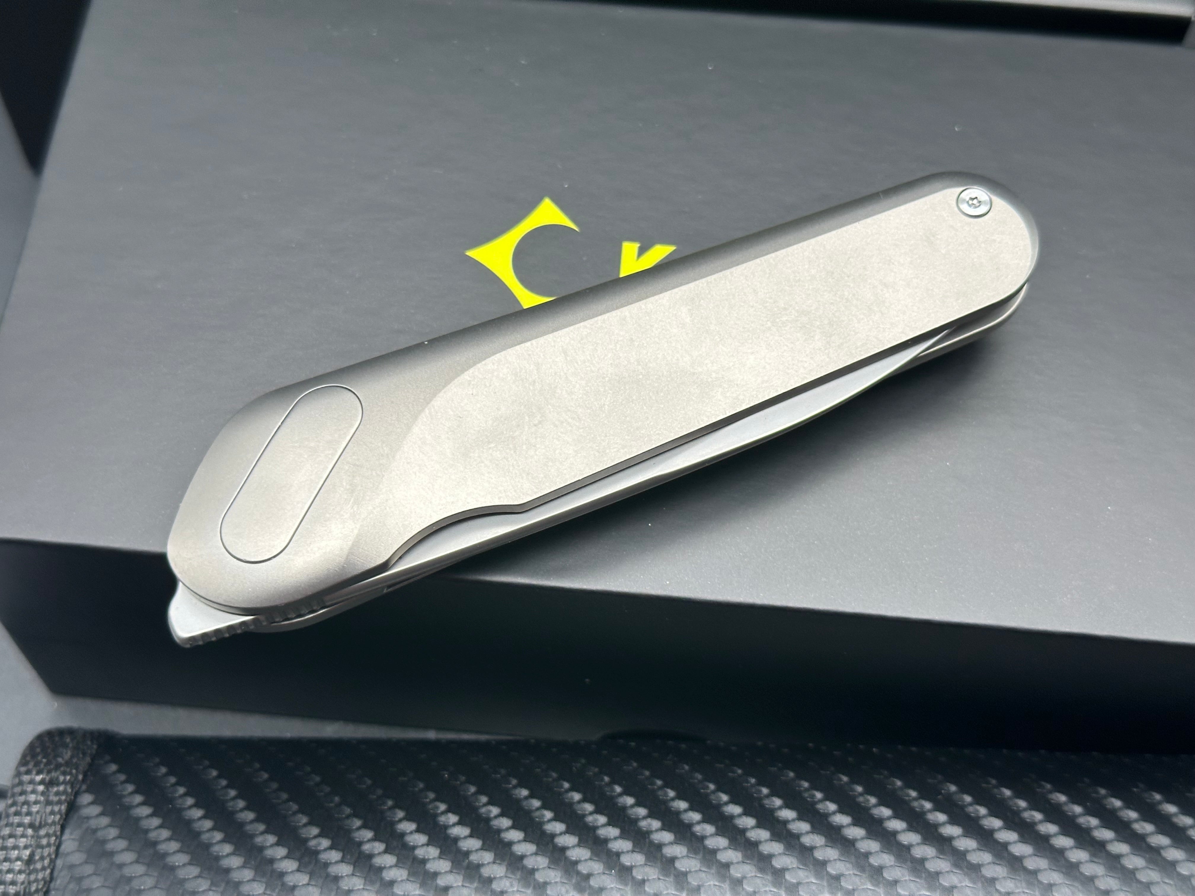 KniClad Ginren 02 titanium handle with S35VN blade