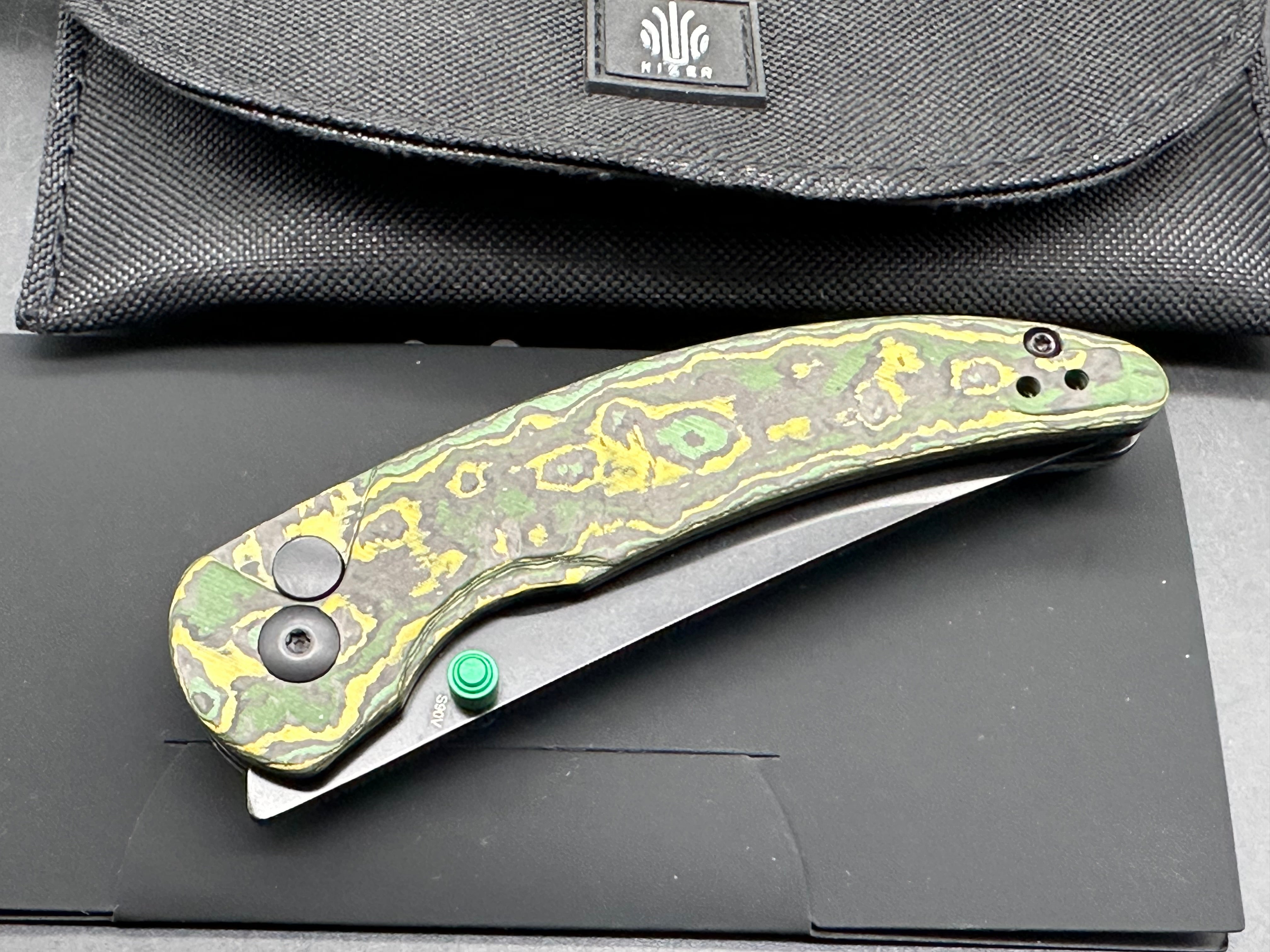 Kizer Chili Pepper Button Lock Knife Toxic Storm Fat Carbon (3" Black)