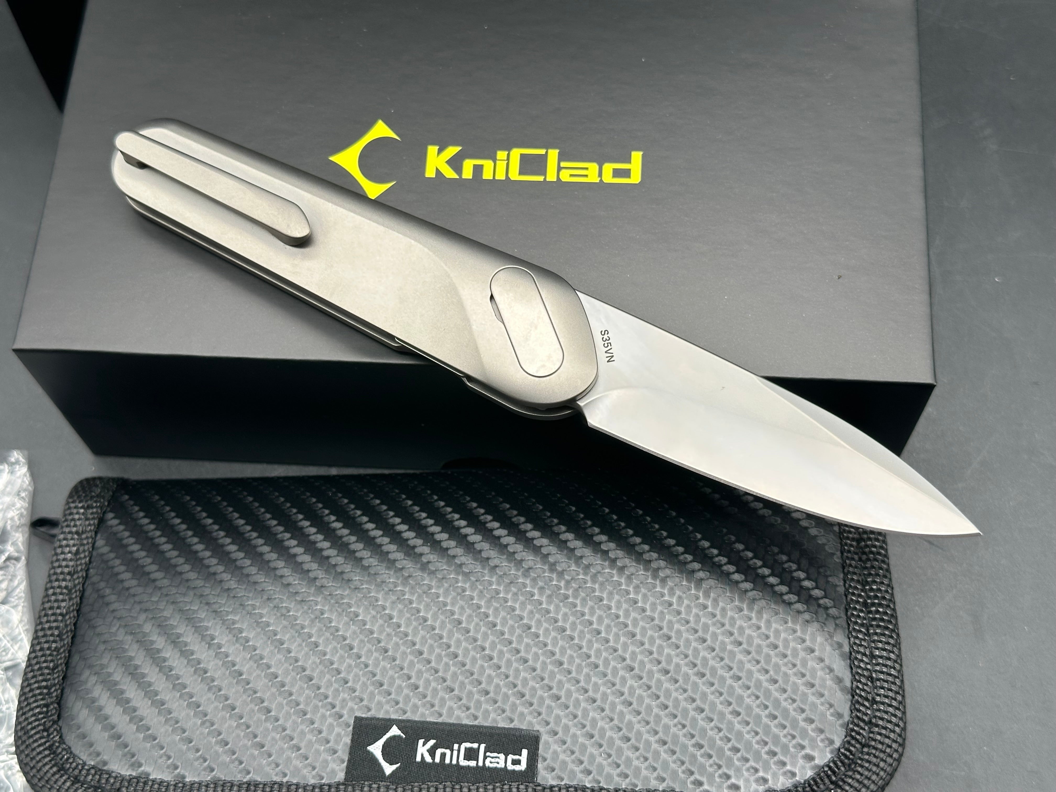 KniClad Ginren 02 titanium handle with S35VN blade