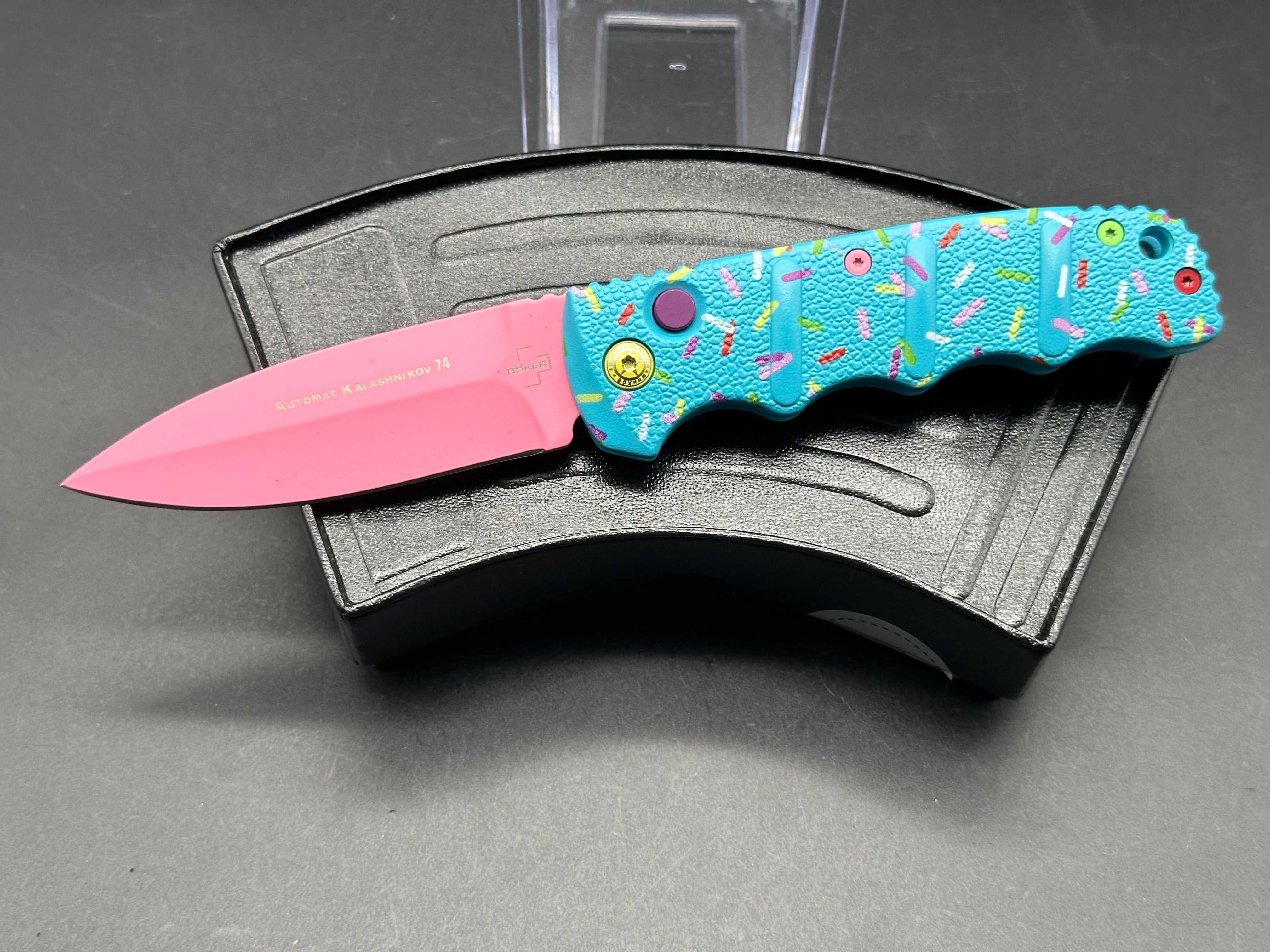 Boker dessert warrior auto in blue in like new condition with original box 