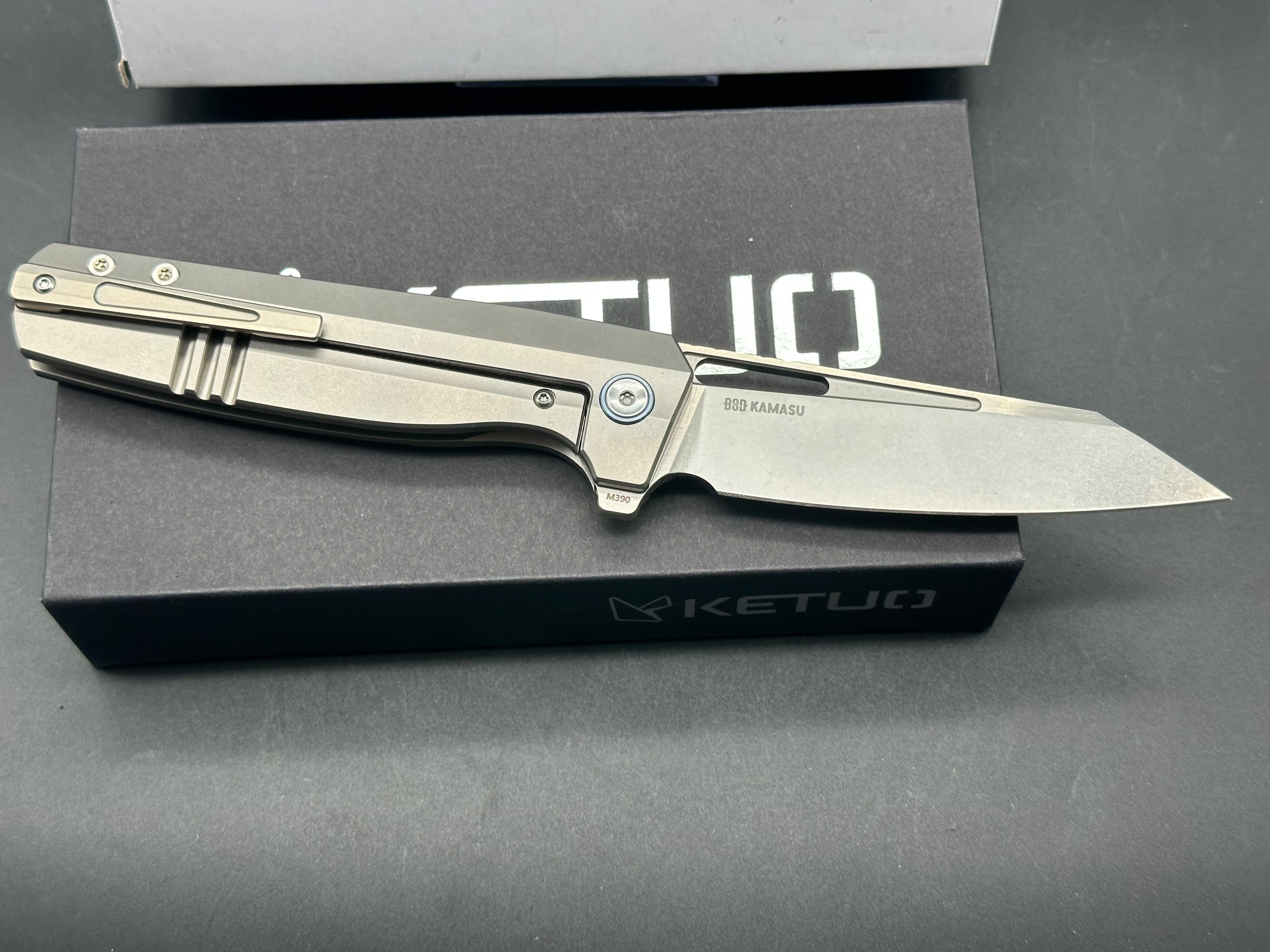 Ketuo Knife - Kamasu/Ti Liners Ti Bolster w/ Marble Carbon Inlays/Wharncliffe/Satin M390