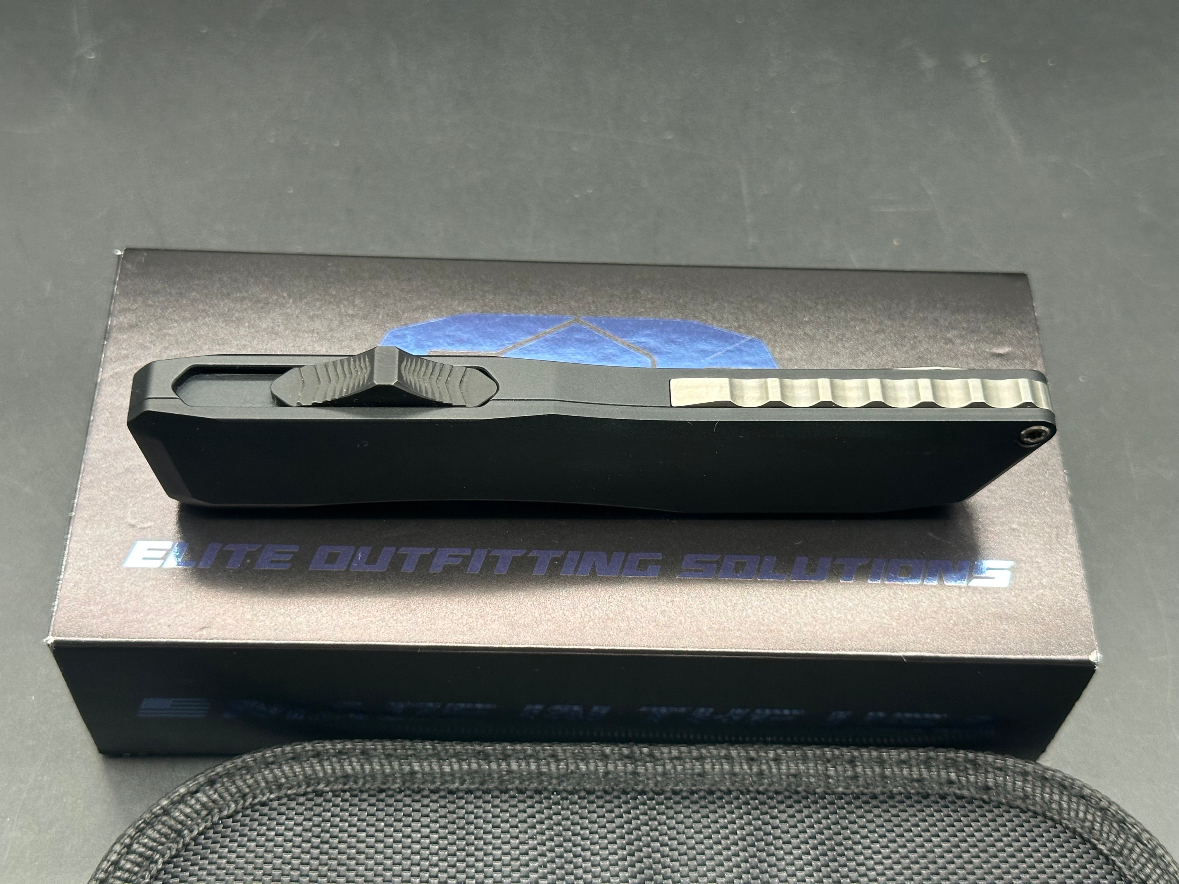 EOS - Harpoon - Auto/OTF 3.75/Black Frame + Sliver Ti Clip/Tanto/Black + Satin CPM-20CV