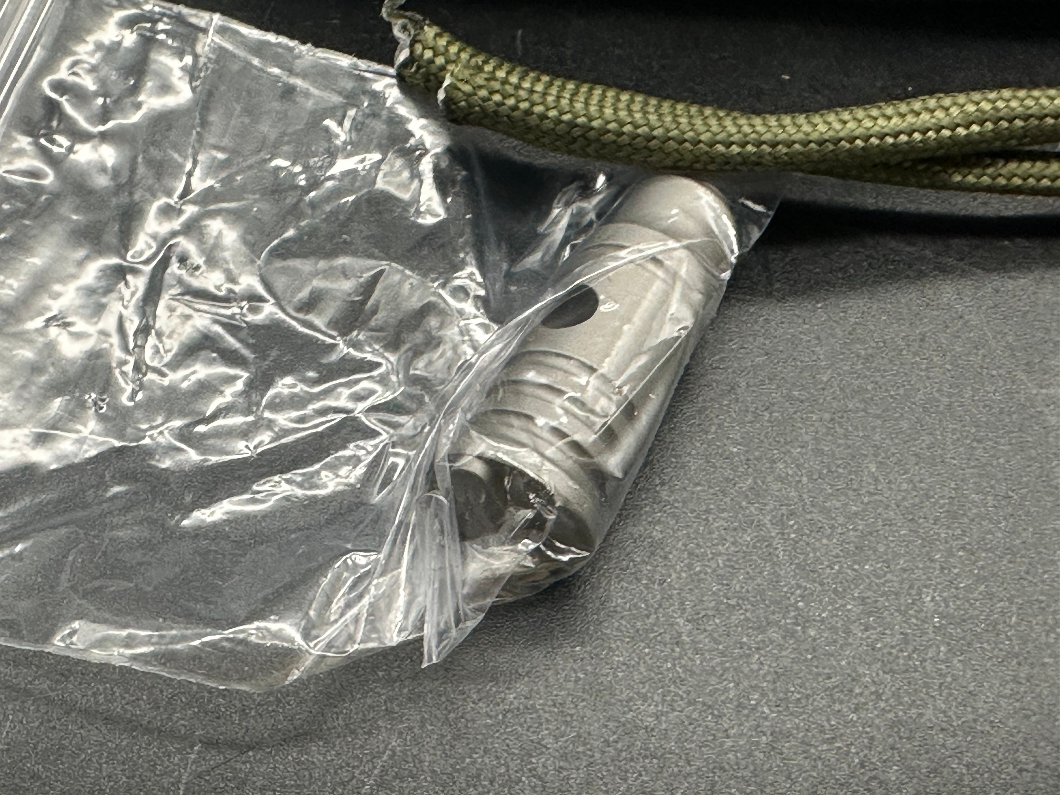 Kevin John Venom Attacker titanium/CF handle w/M390 blade