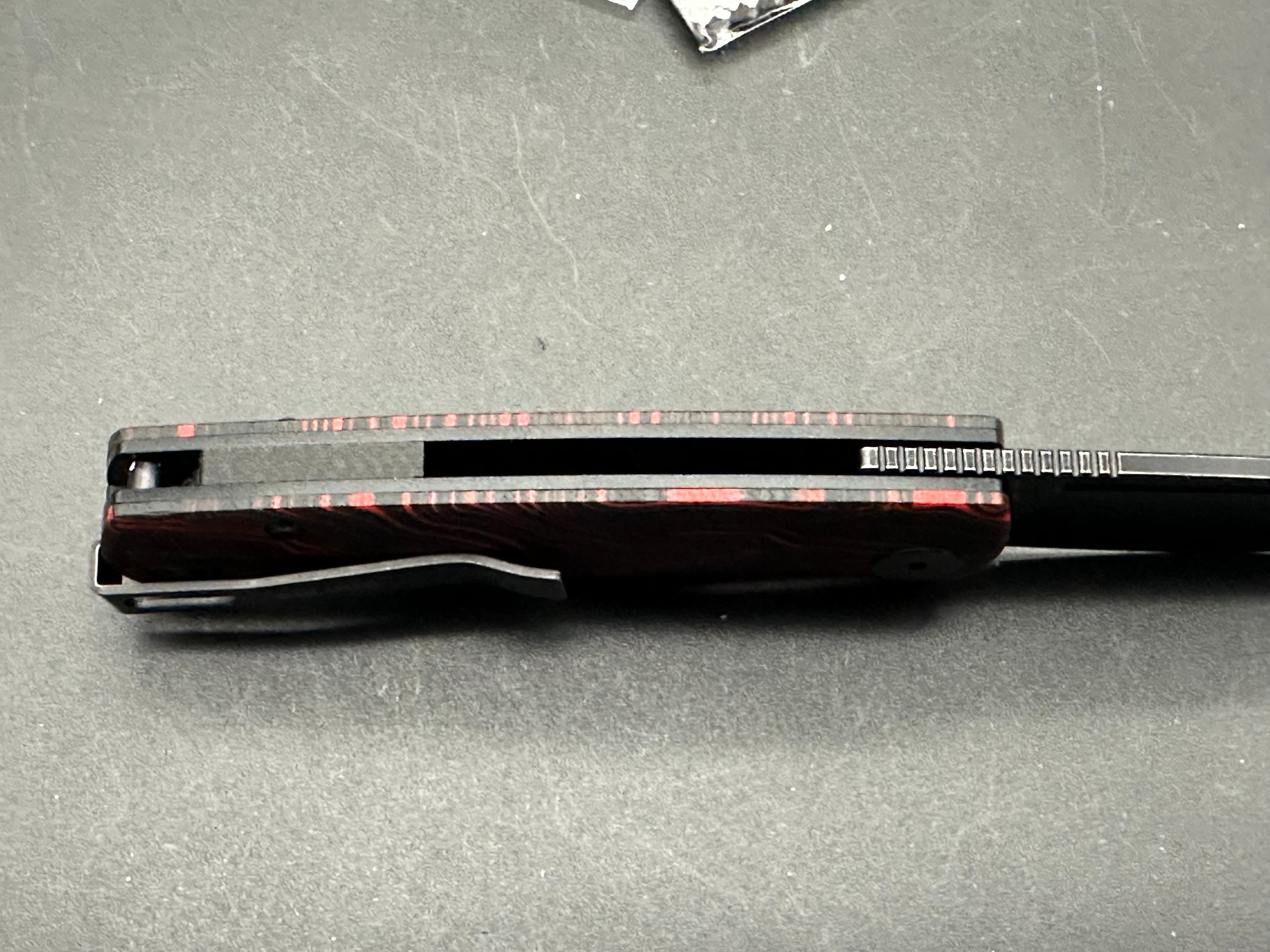 Petrified Fish mini Beluga Gmascus 14C28N Black Stonewash blade